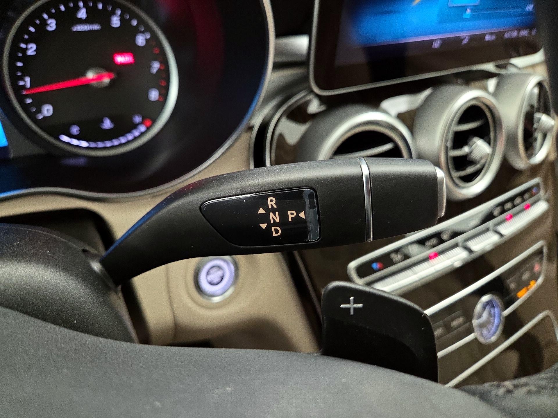 Thumbnail: 2019 Mercedes-Benz C-Class - 17