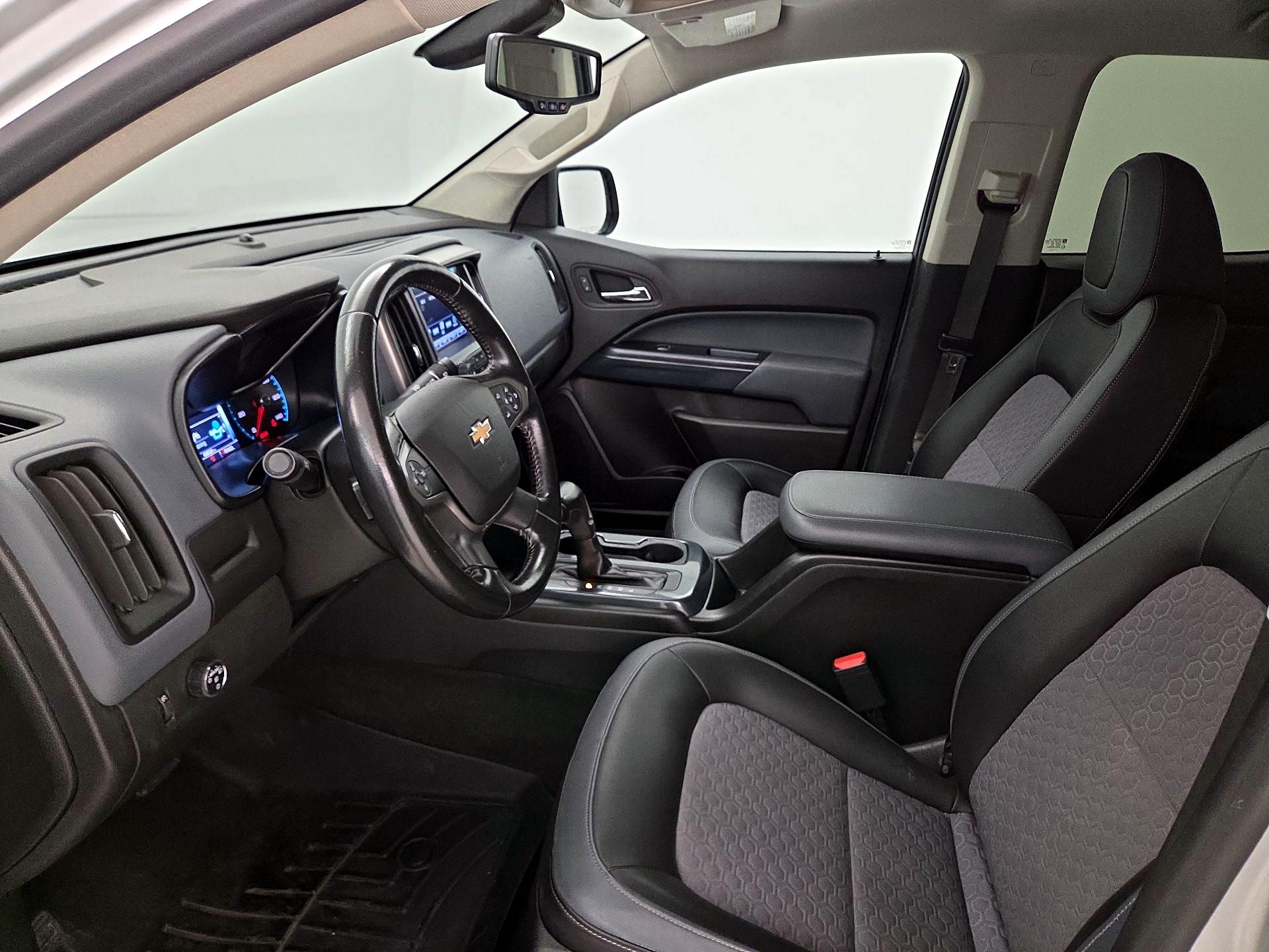 Thumbnail: 2017 Chevrolet Colorado - 11