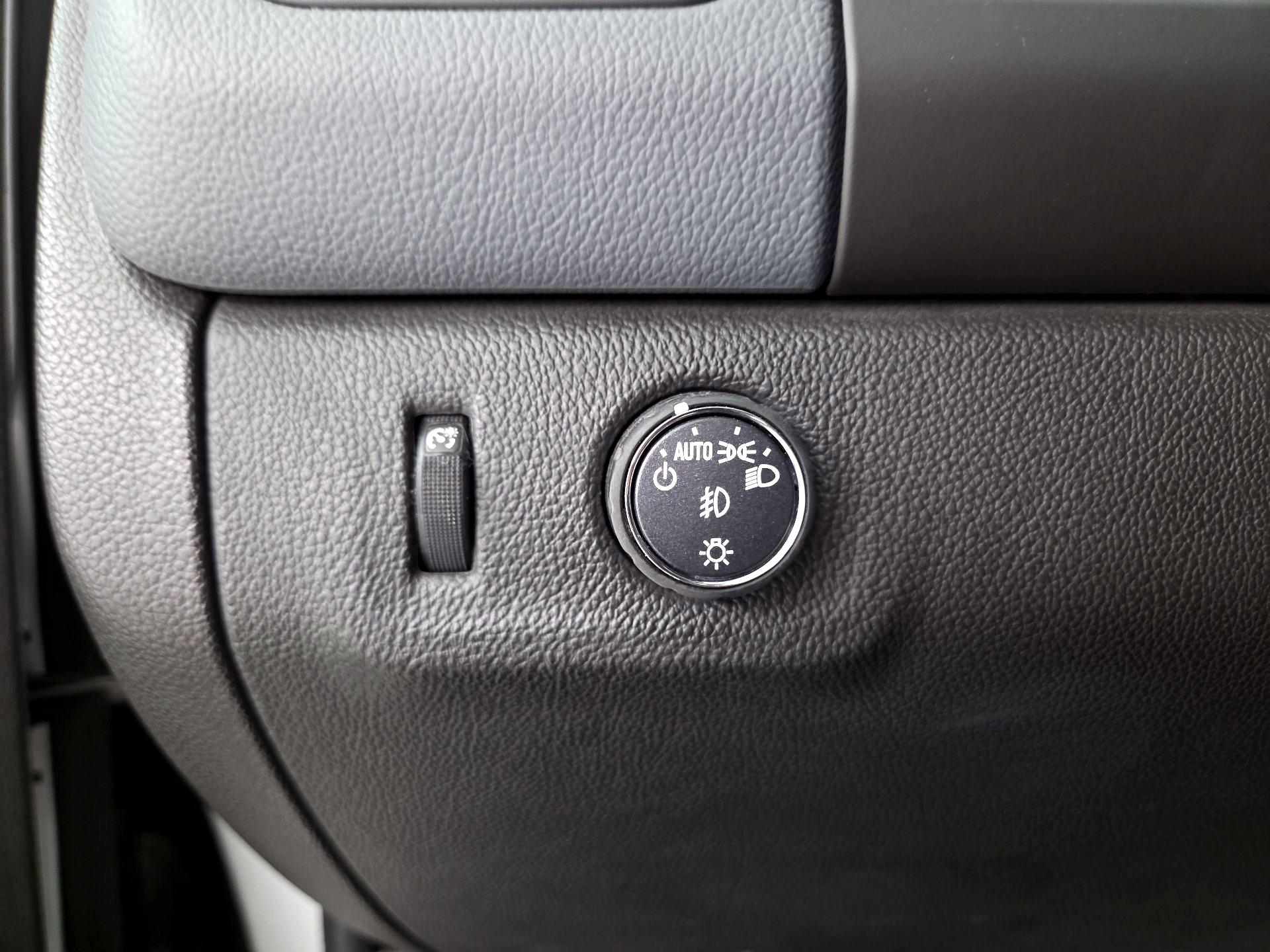 Thumbnail: 2017 Chevrolet Colorado - 13