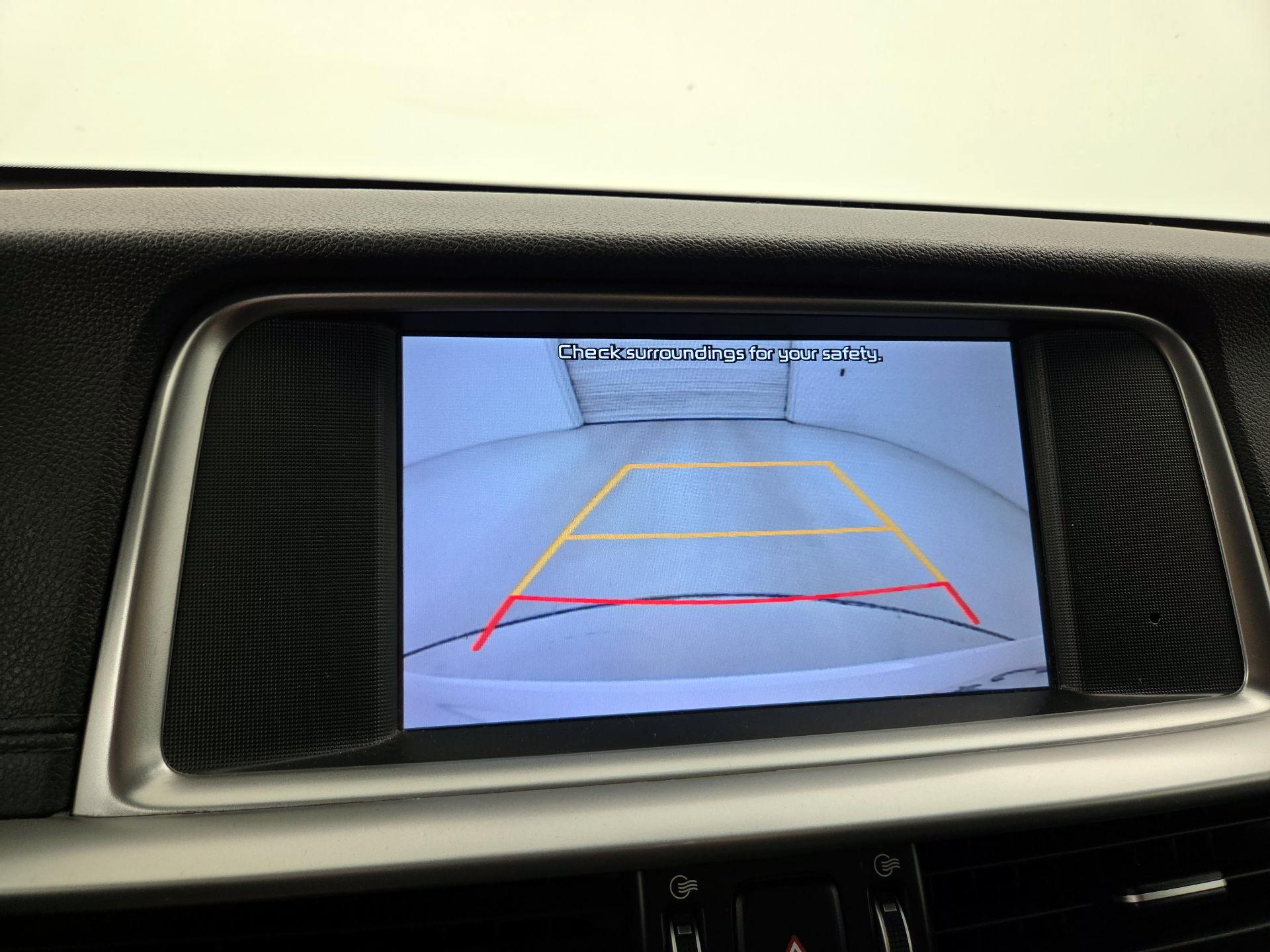 Thumbnail: 2019 Kia Optima - 14