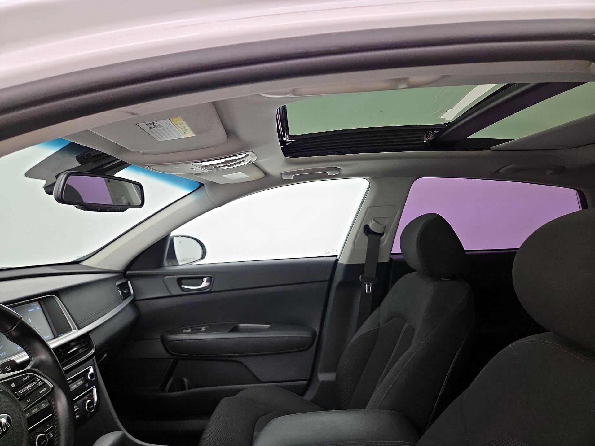 Thumbnail: 2019 Kia Optima - 19