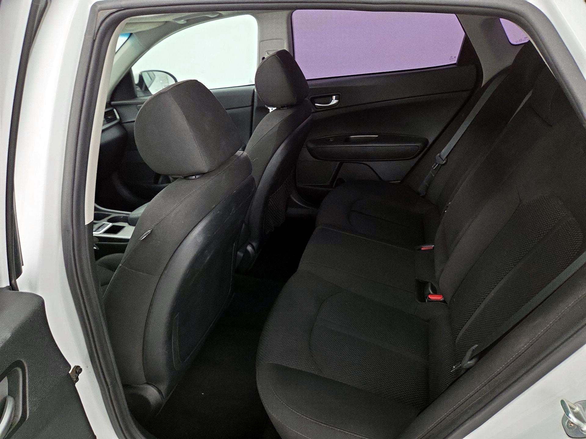 Thumbnail: 2019 Kia Optima - 20