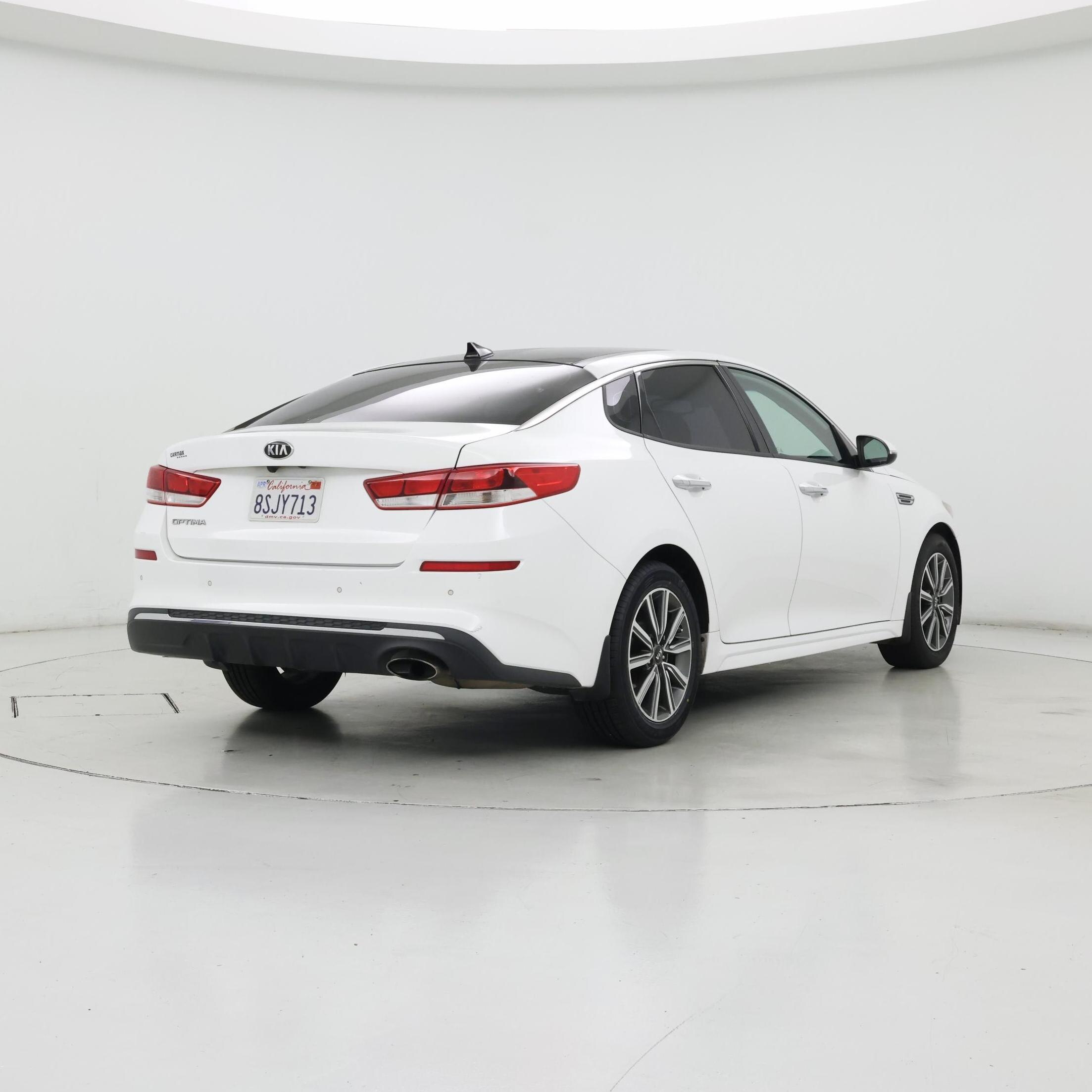 Thumbnail: 2019 Kia Optima - 8