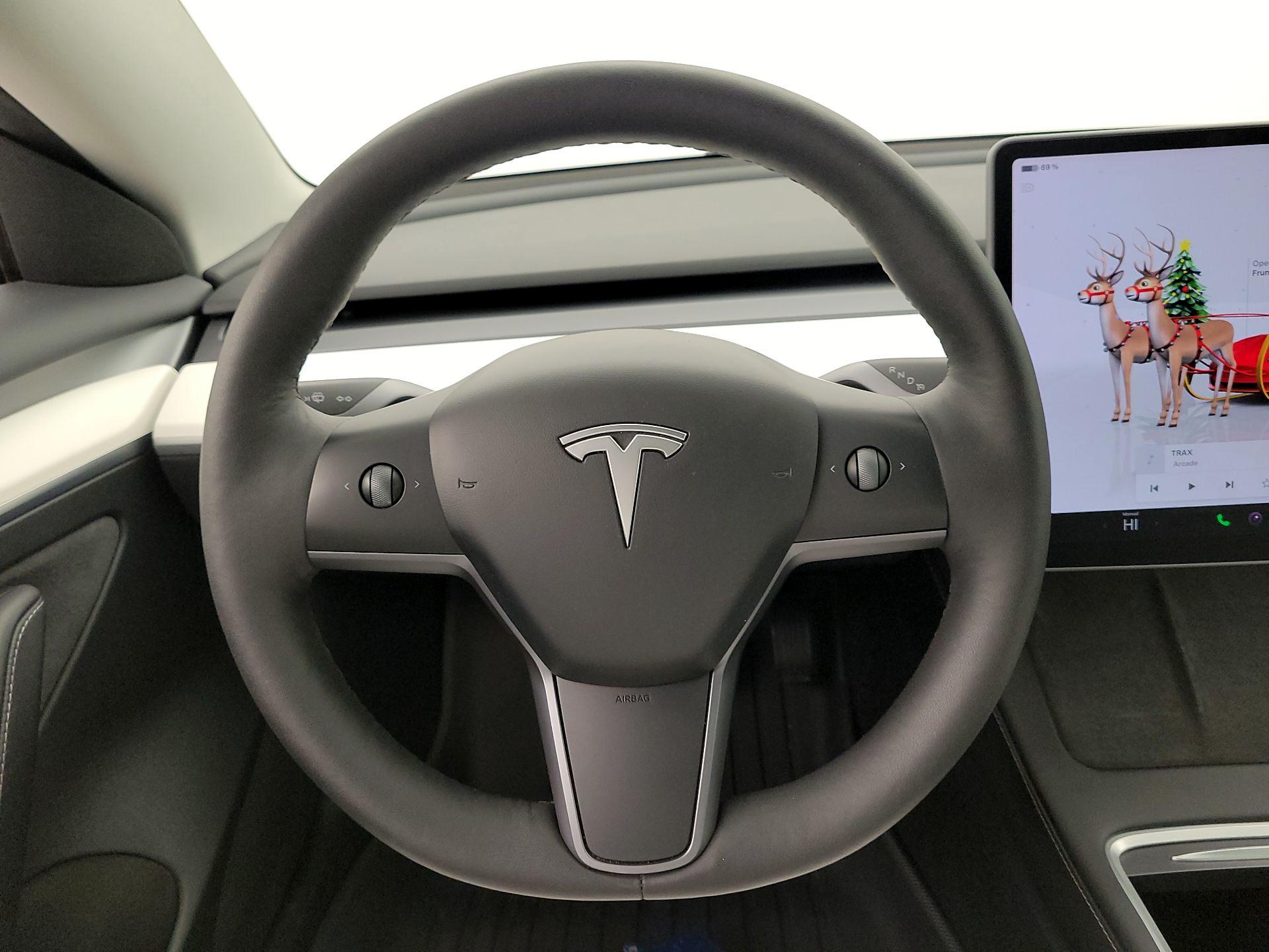 Thumbnail: 2023 Tesla Model 3 - 10