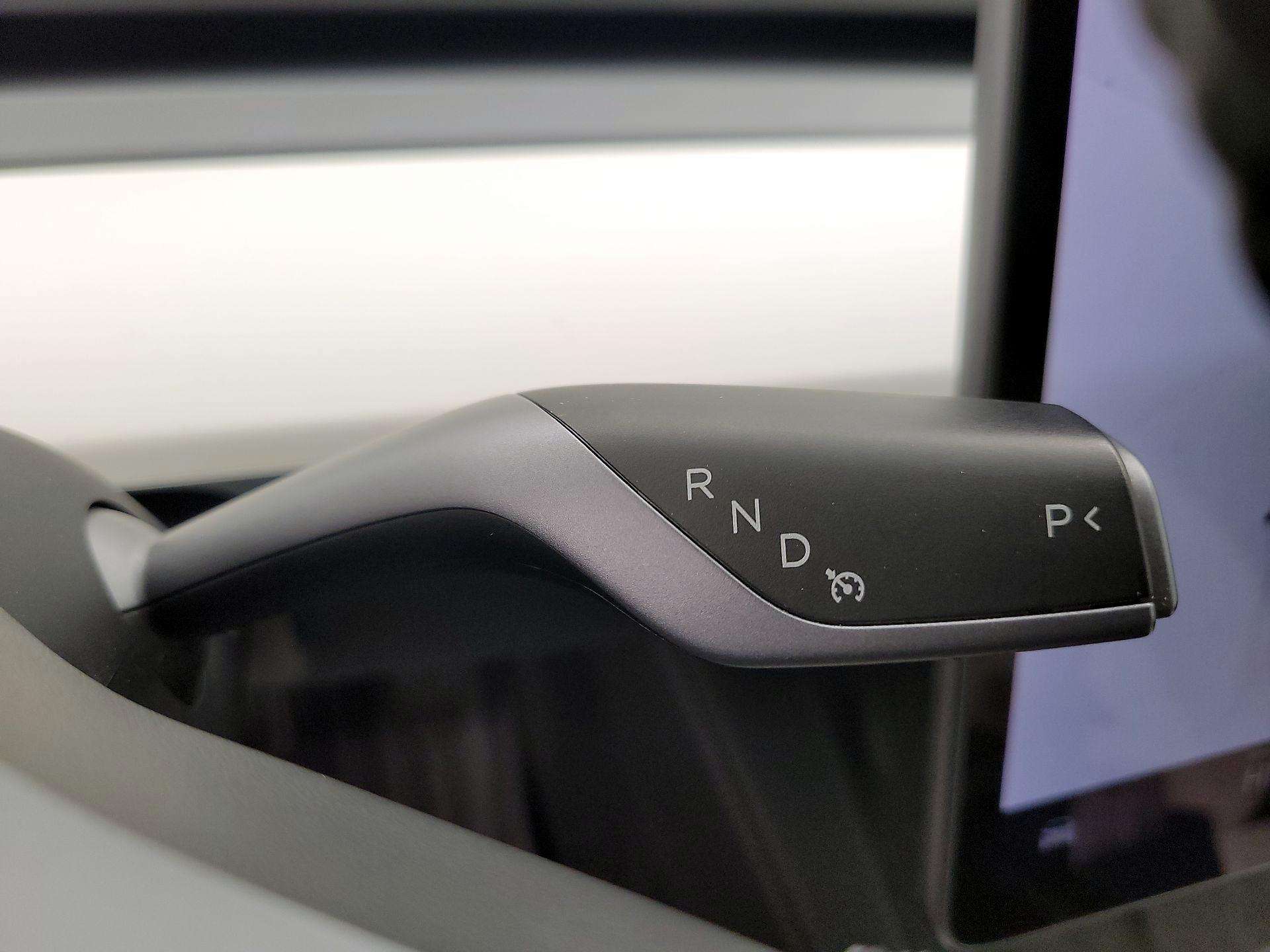 Thumbnail: 2023 Tesla Model 3 - 15