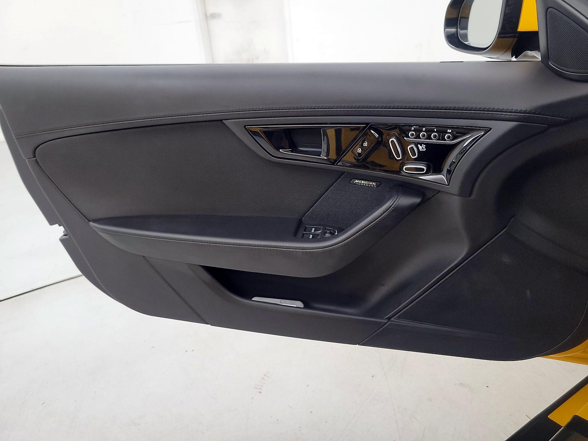 Thumbnail: 2021 Jaguar F-Type - 12