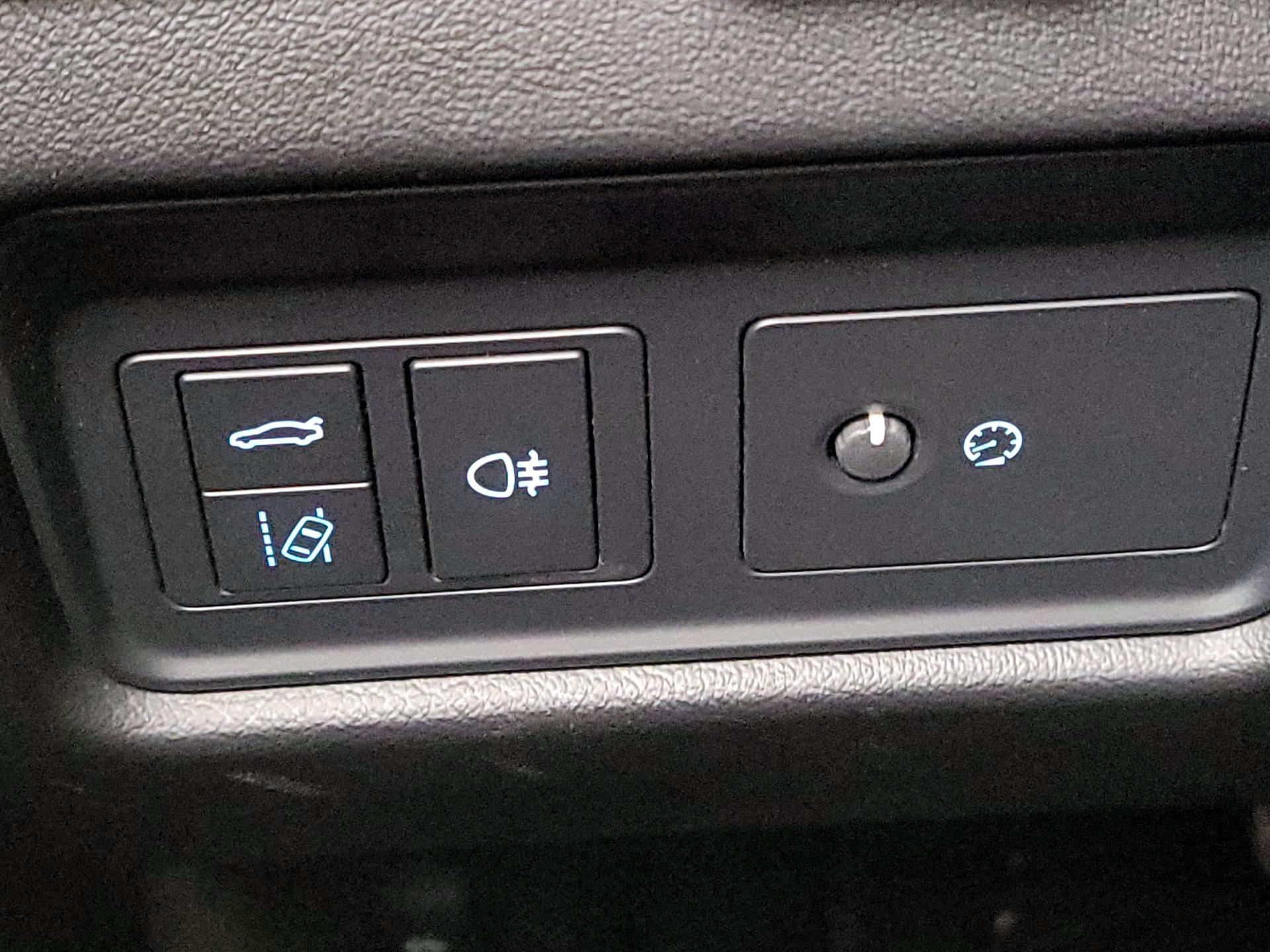 Thumbnail: 2021 Jaguar F-Type - 13