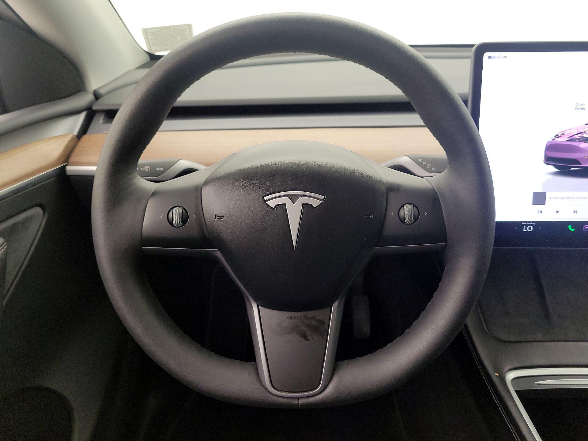 Thumbnail: 2024 Tesla Model Y - 10