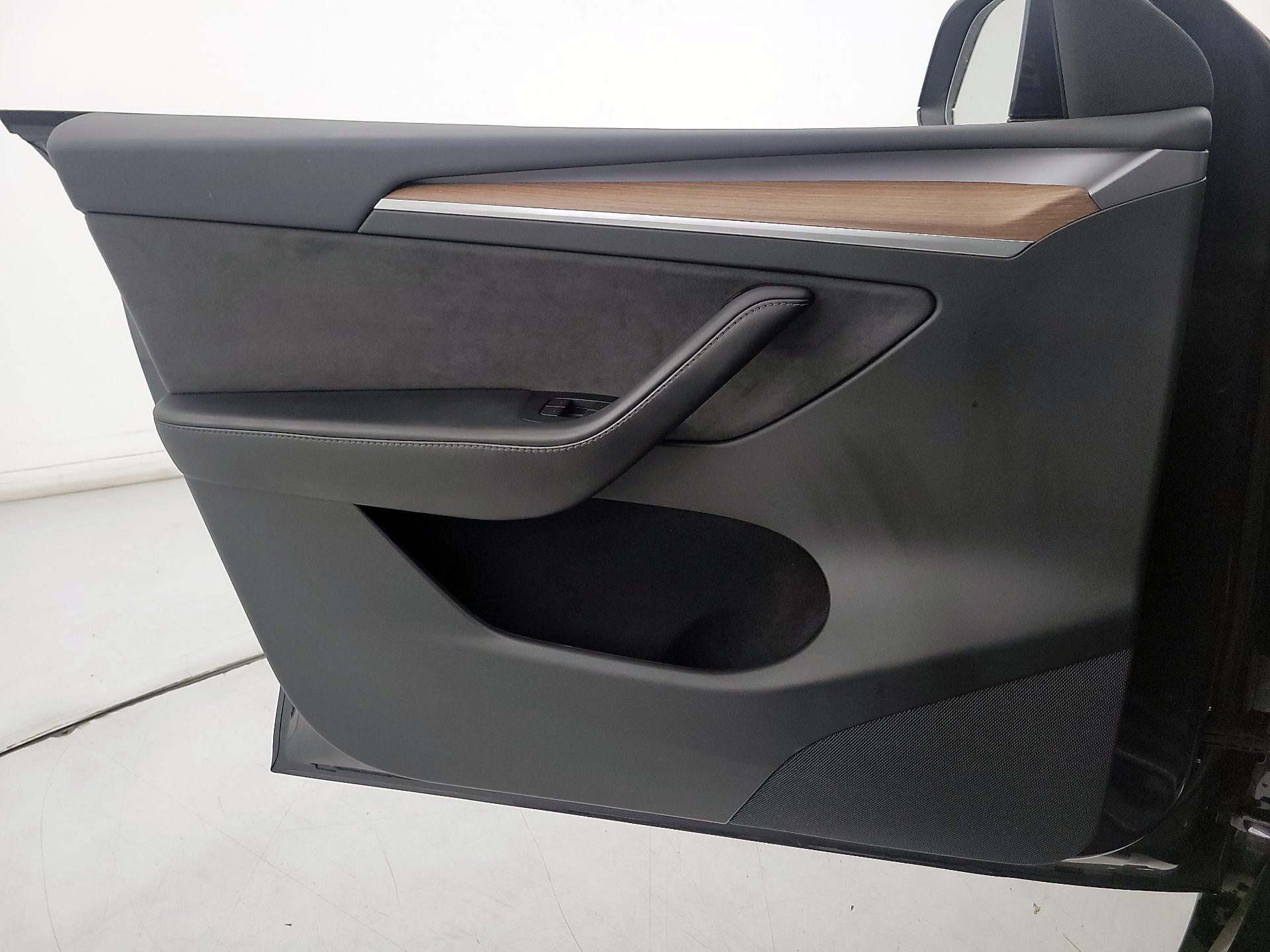 Thumbnail: 2024 Tesla Model Y - 12