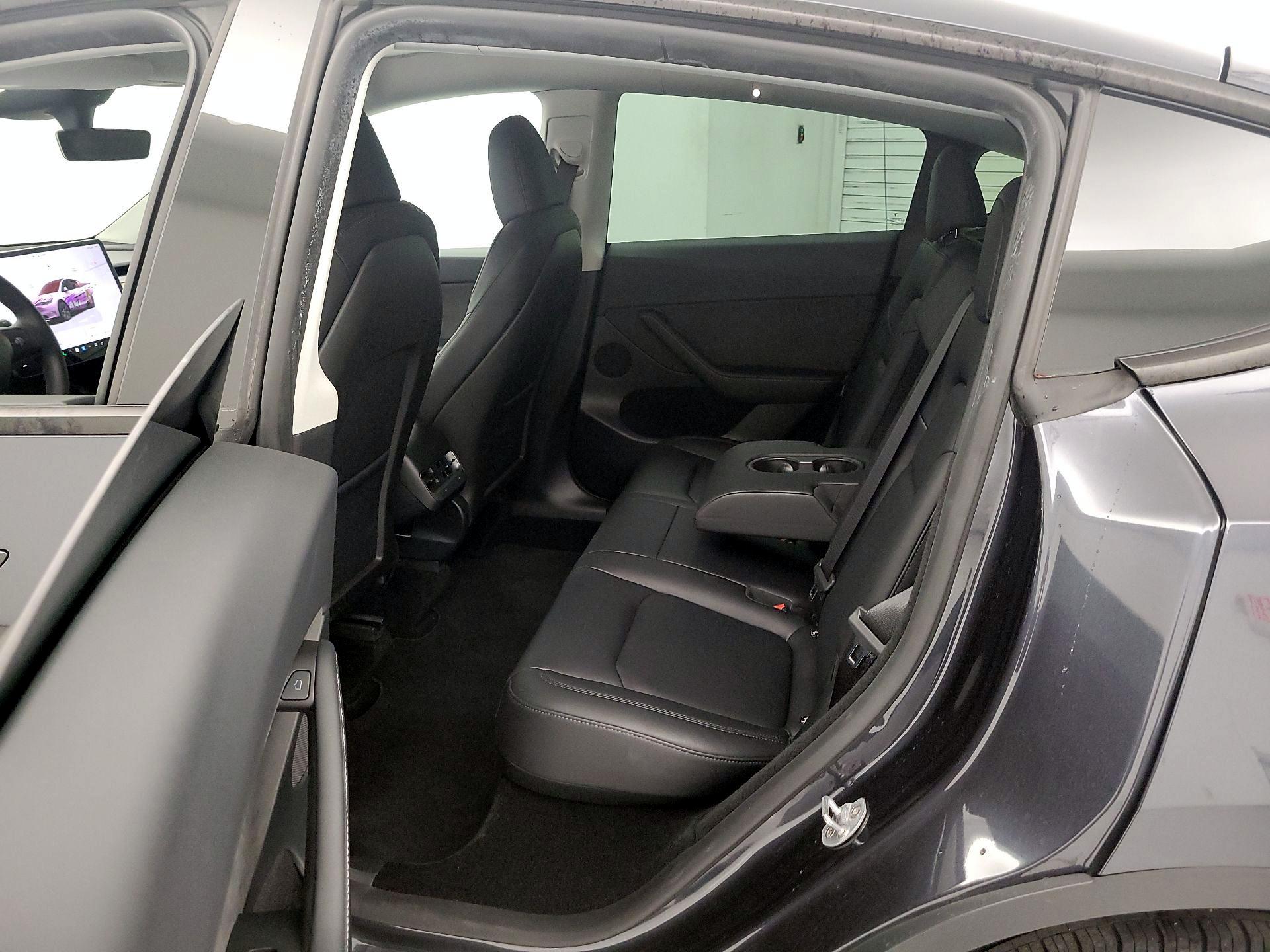 Thumbnail: 2024 Tesla Model Y - 16