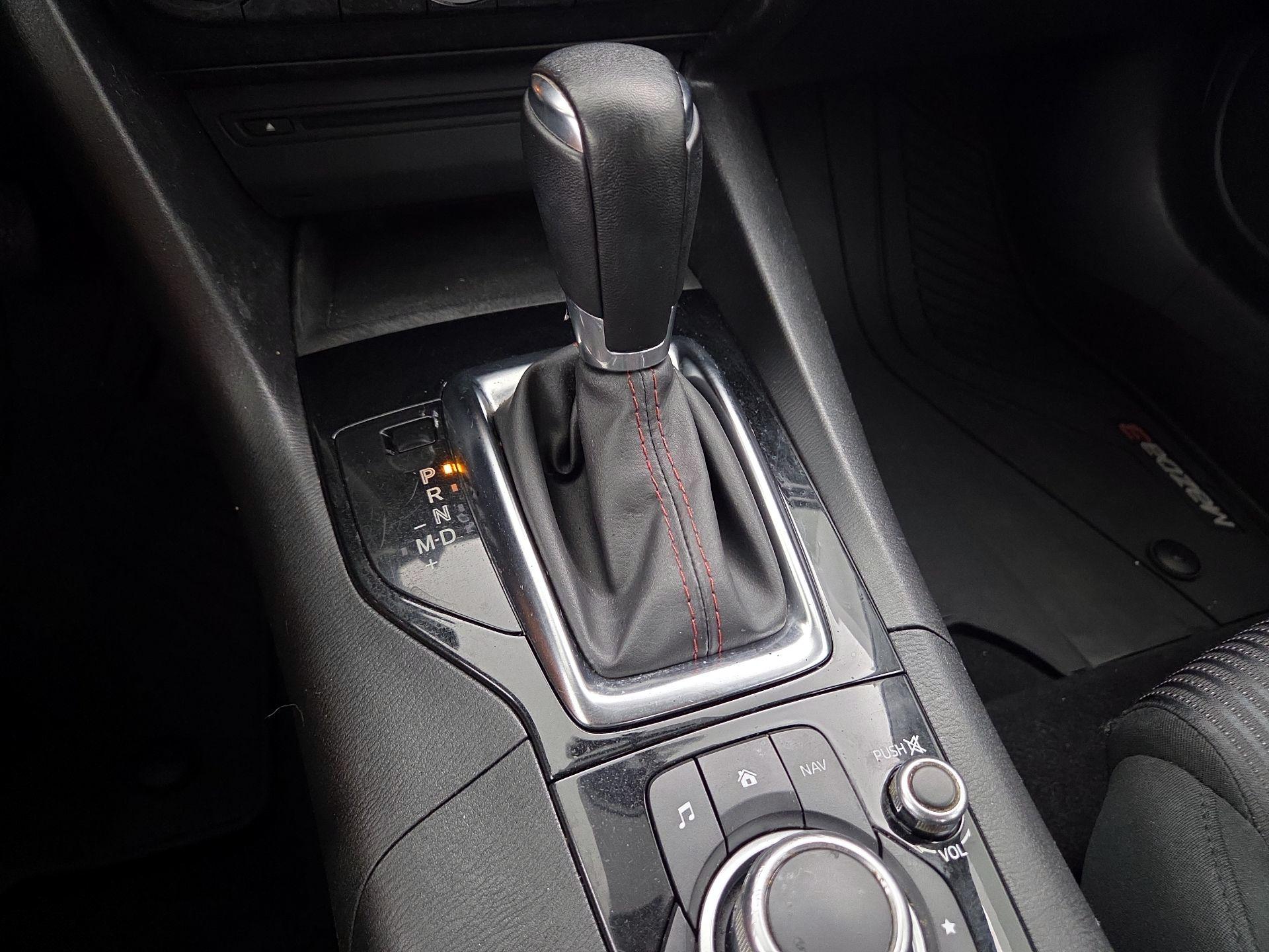 Thumbnail: 2015 Mazda Mazda3 - 17