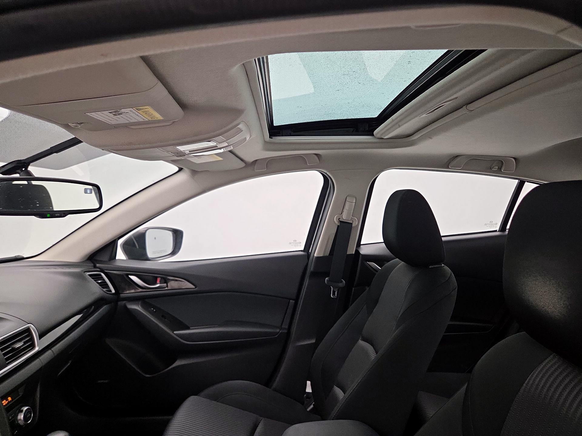 Thumbnail: 2015 Mazda Mazda3 - 19