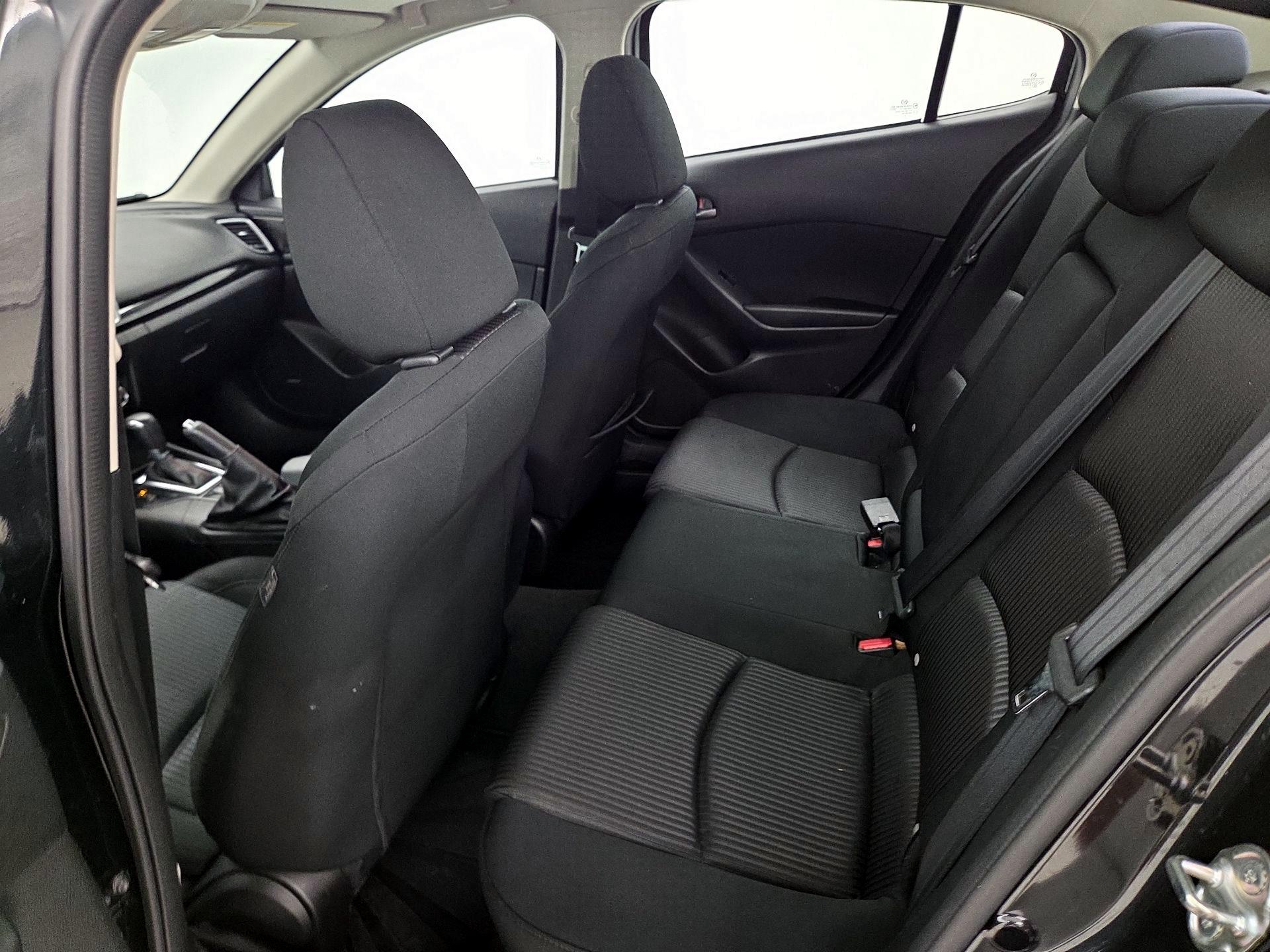 Thumbnail: 2015 Mazda Mazda3 - 20