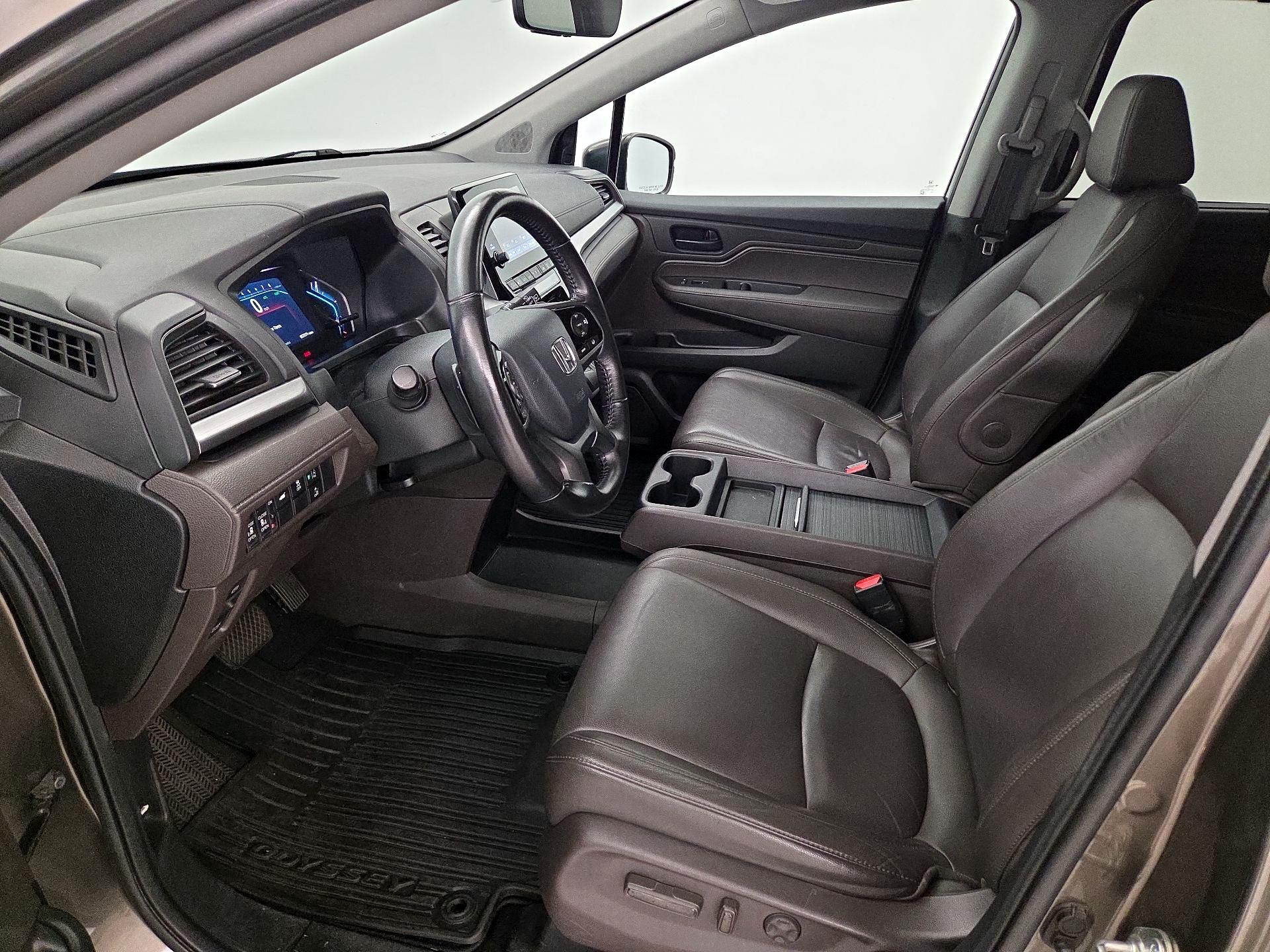 Thumbnail: 2019 Honda Odyssey - 11