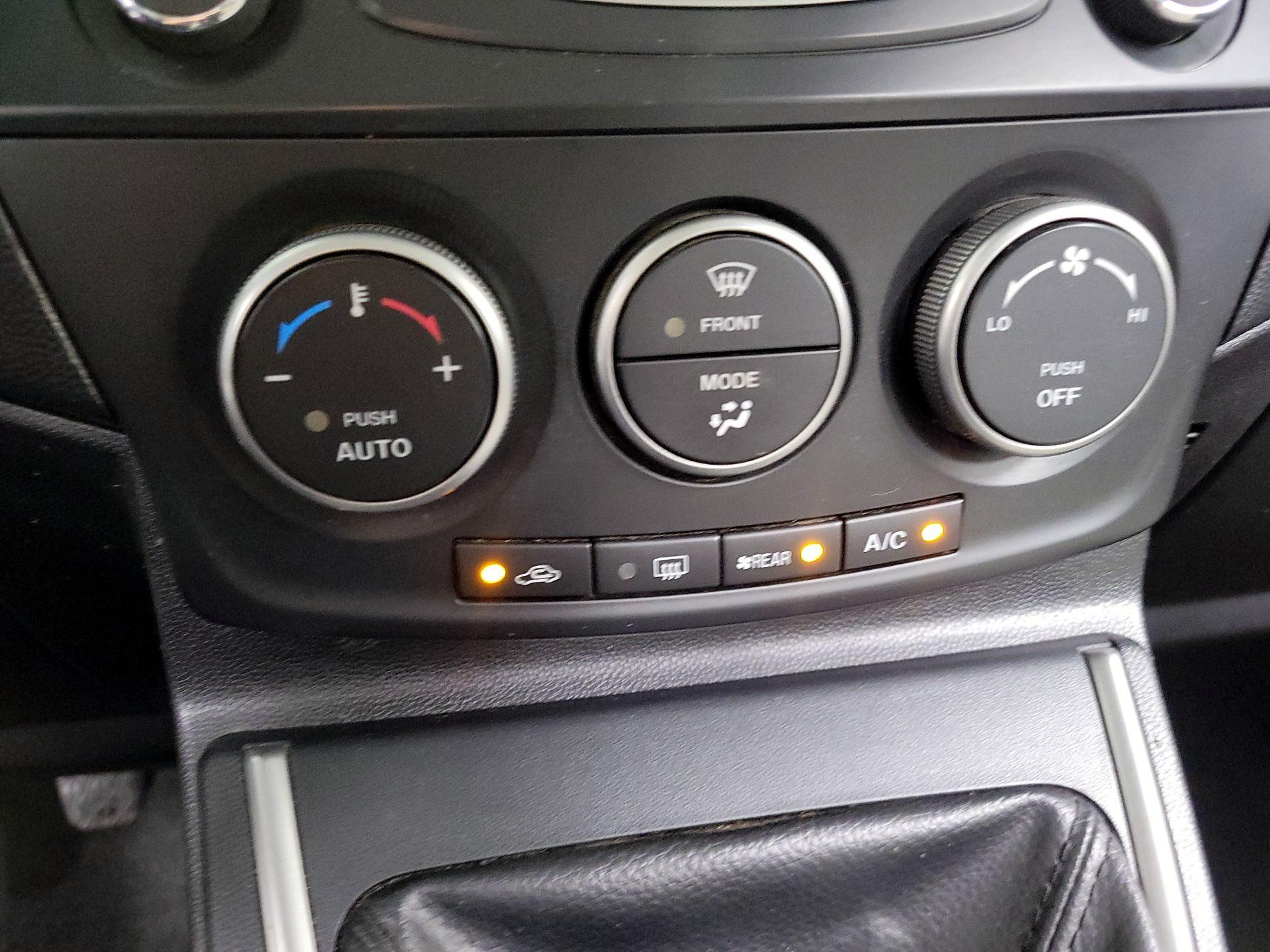 Thumbnail: 2014 Mazda Mazda5 - 14