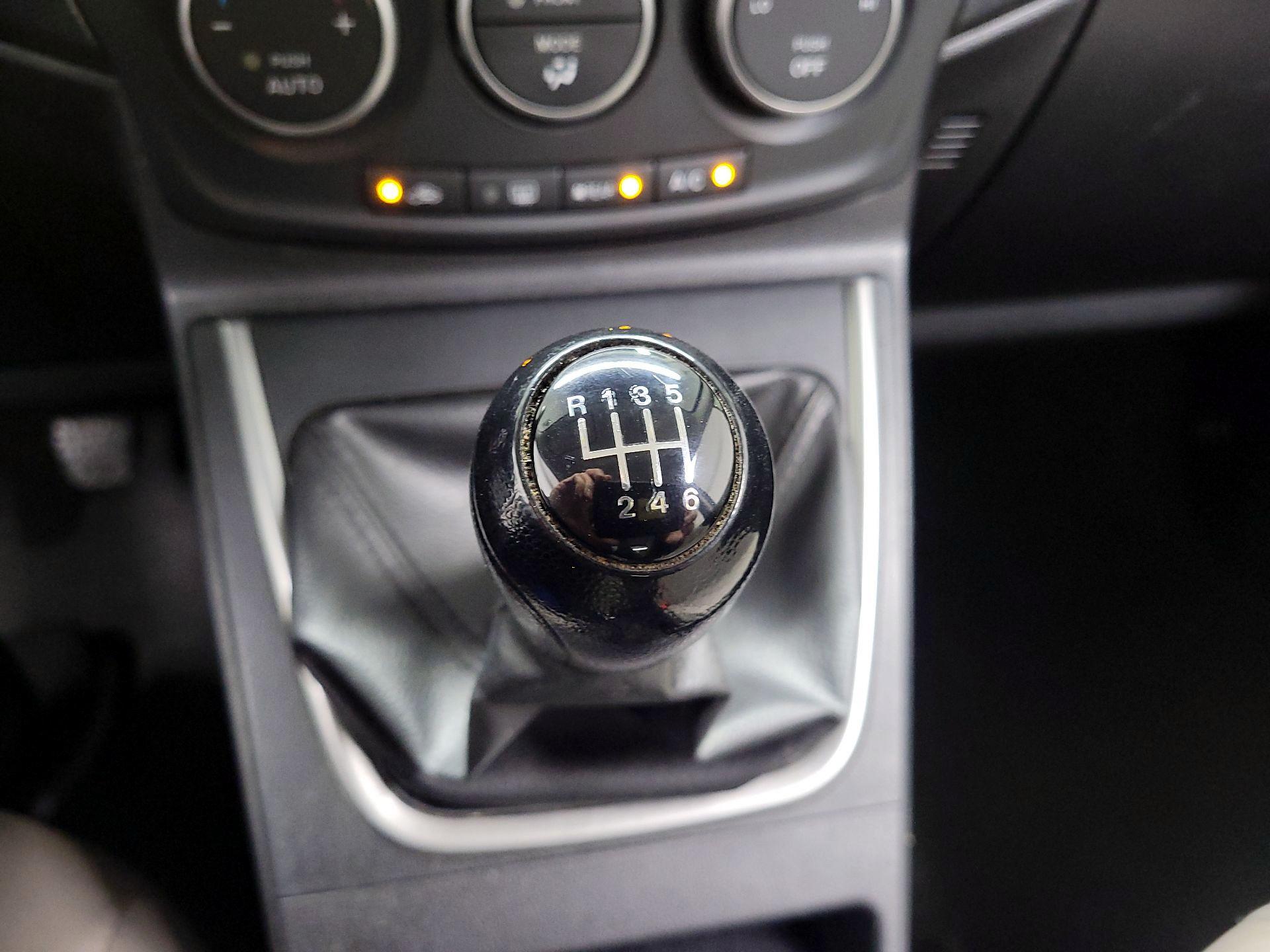 Thumbnail: 2014 Mazda Mazda5 - 15