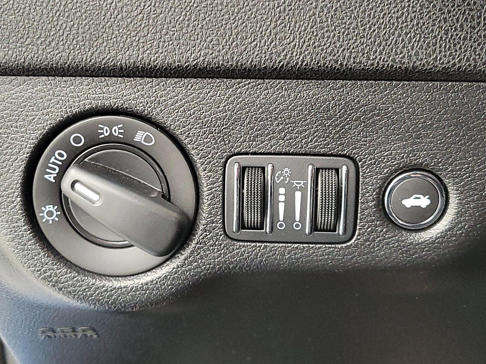 Thumbnail: 2023 Dodge Charger - 13