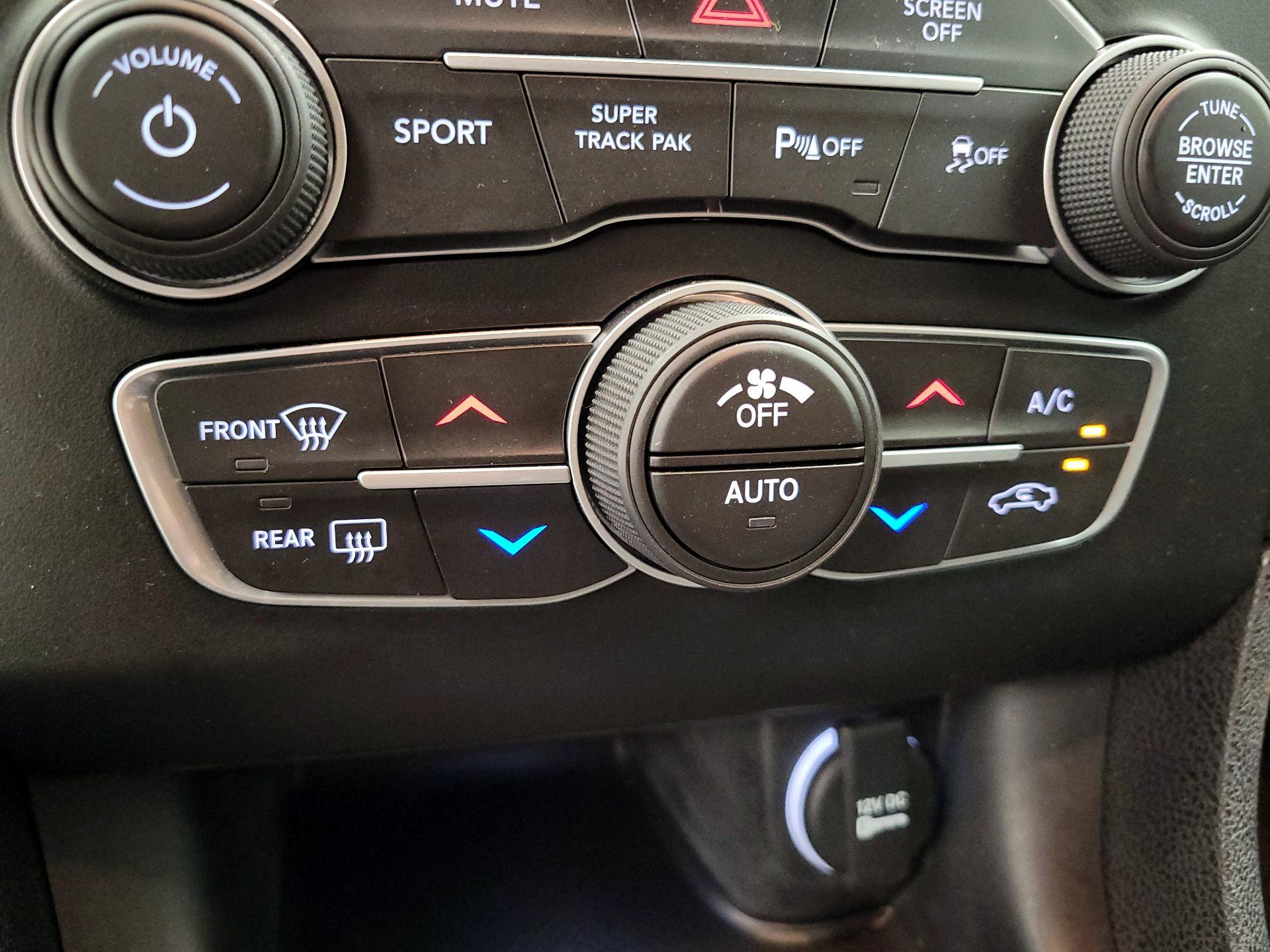 Thumbnail: 2023 Dodge Charger - 16