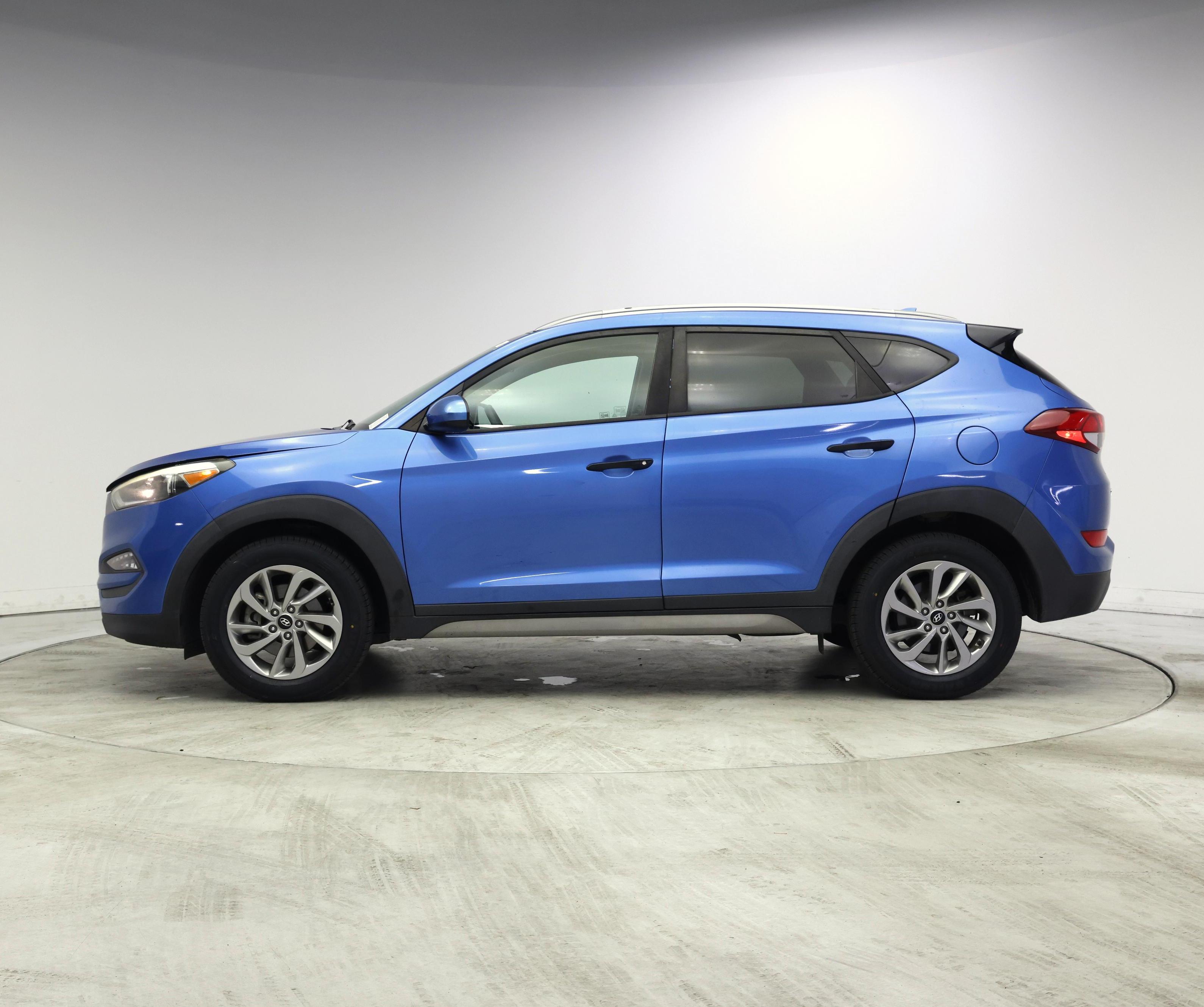 Thumbnail: 2018 Hyundai Tucson - 3