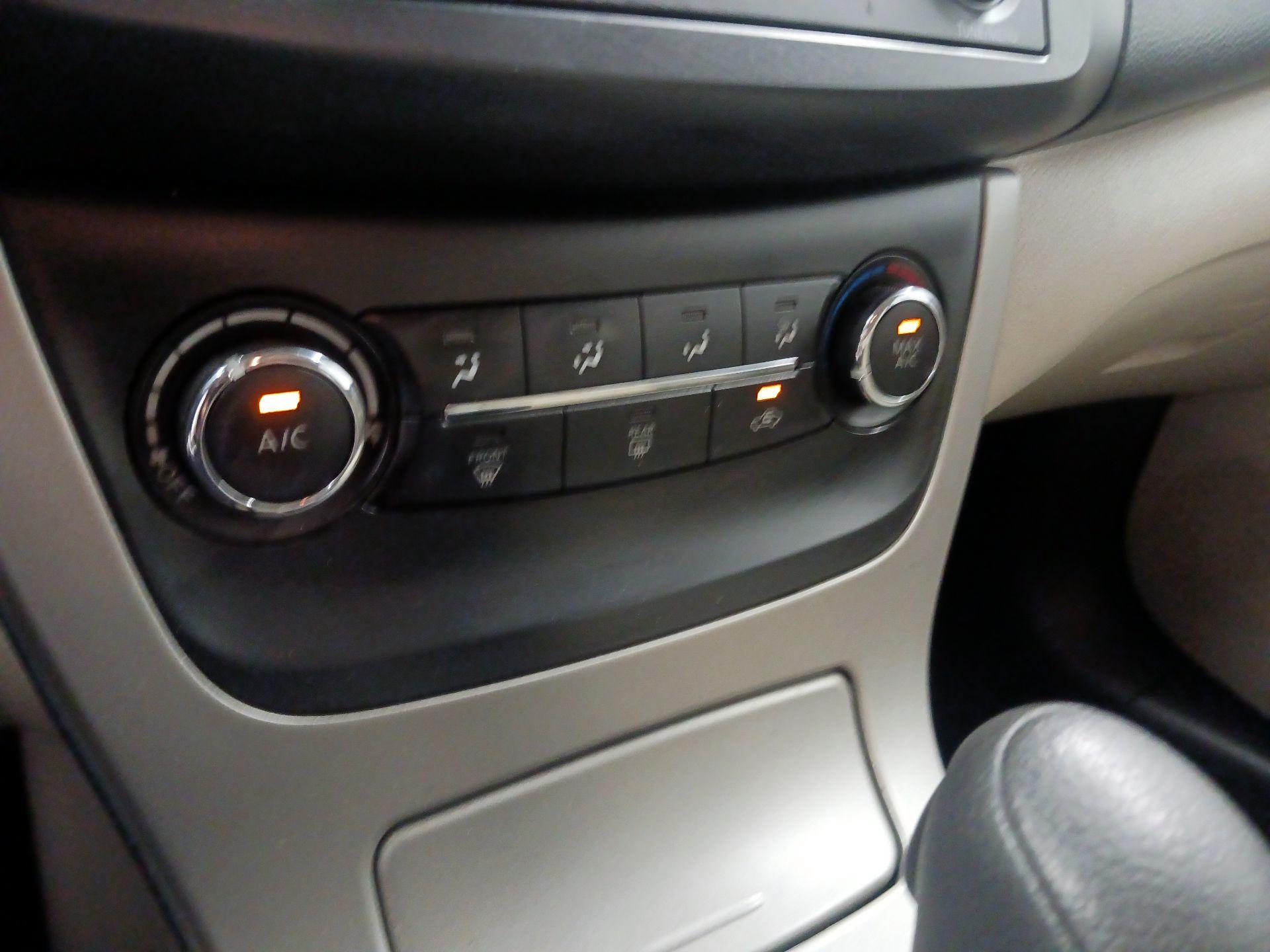 Thumbnail: 2015 Nissan Sentra - 14