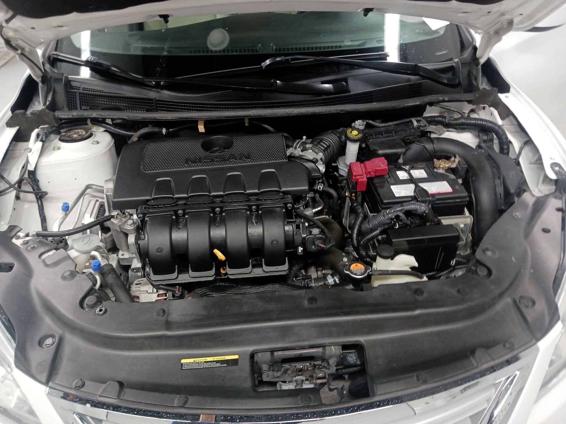 Thumbnail: 2015 Nissan Sentra - 17