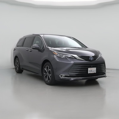 2025 Toyota Sienna Platinum