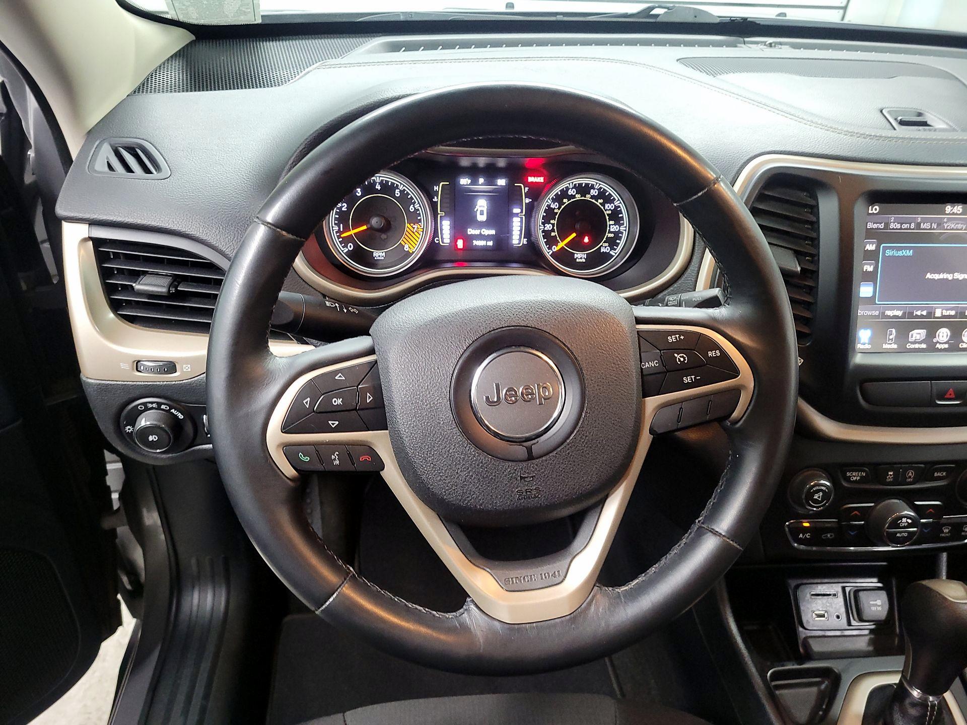 Thumbnail: 2015 Jeep Cherokee - 10