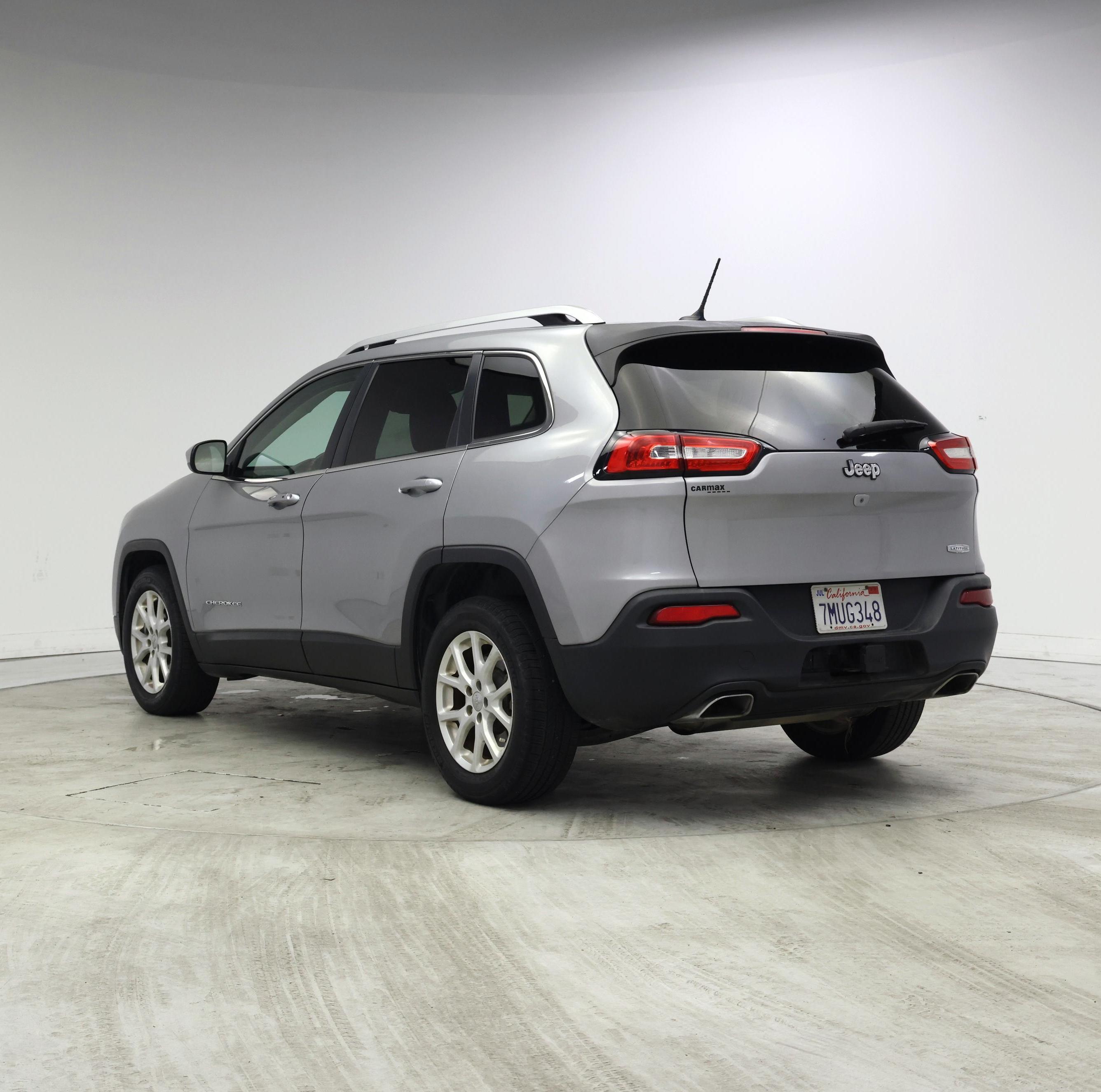 Thumbnail: 2015 Jeep Cherokee - 2