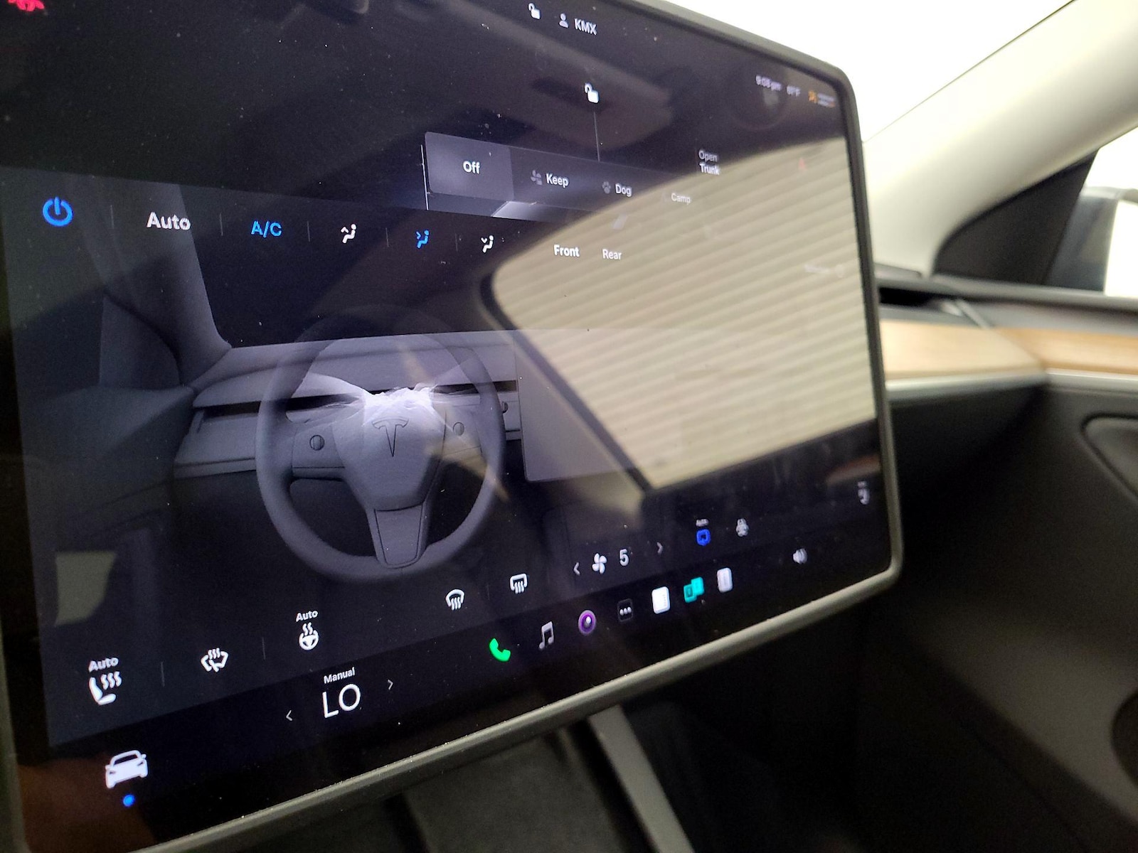 2024 Tesla Model Y Long Range - Photo 16