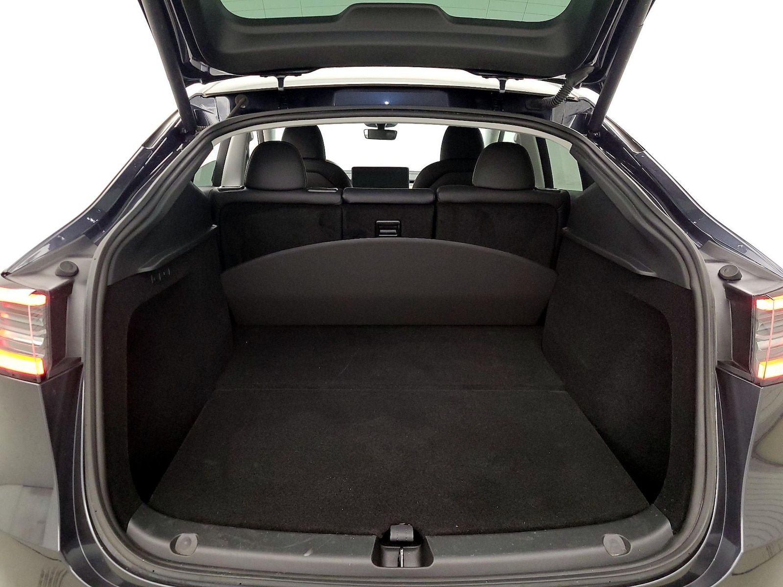 2024 Tesla Model Y Long Range - Photo 20