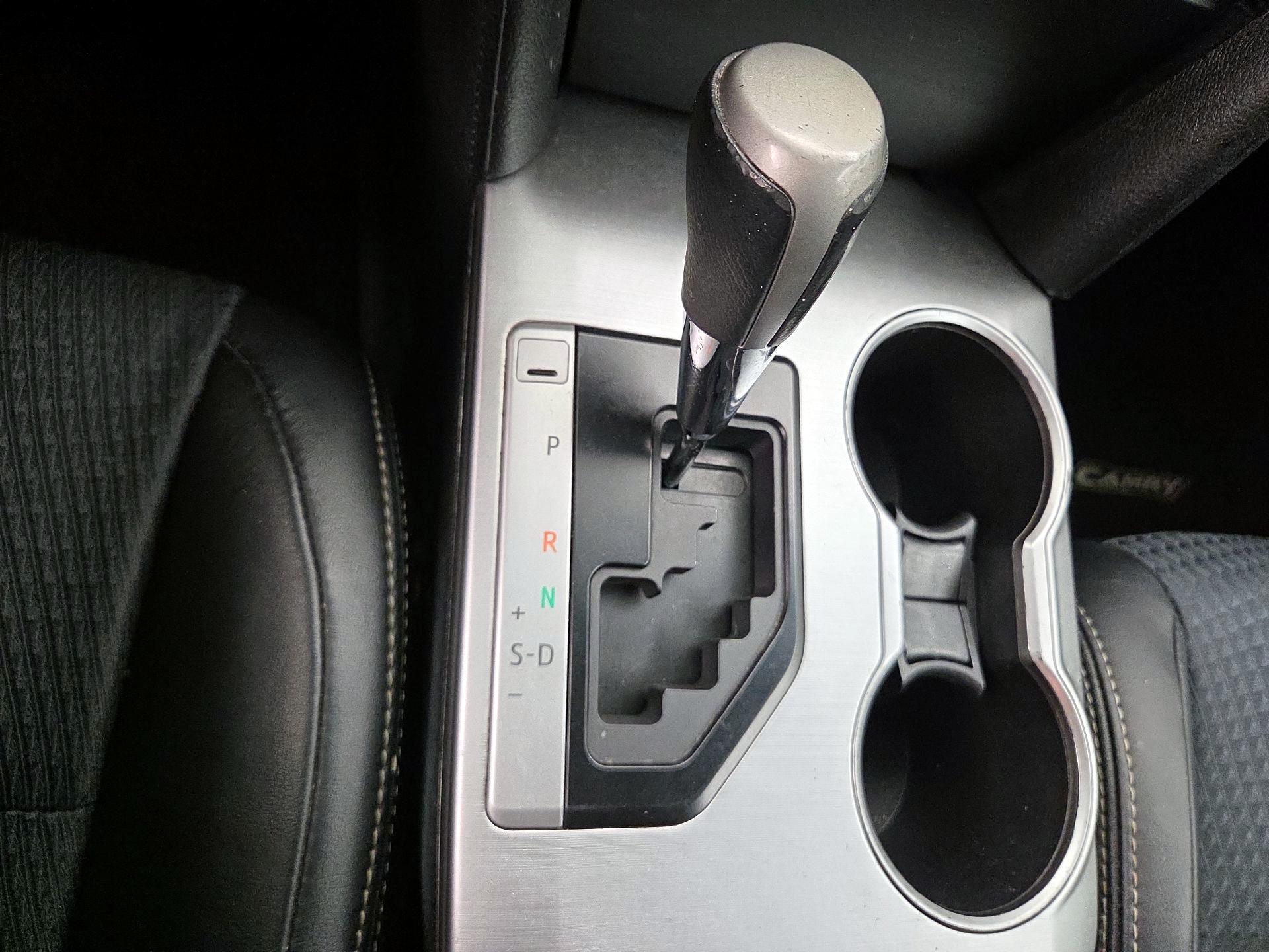 Thumbnail: 2014 Toyota Camry - 17