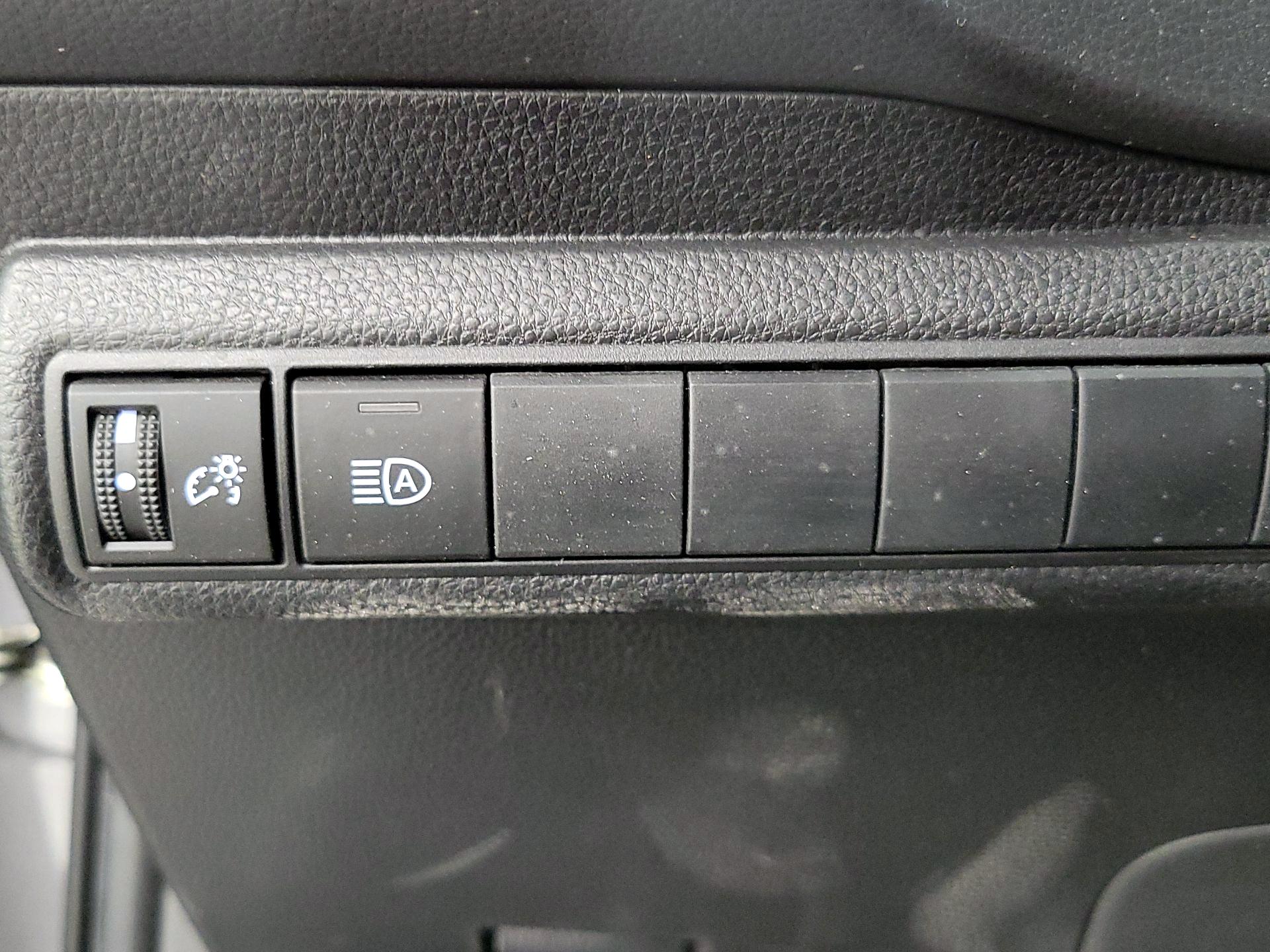 Thumbnail: 2023 Toyota Corolla - 13