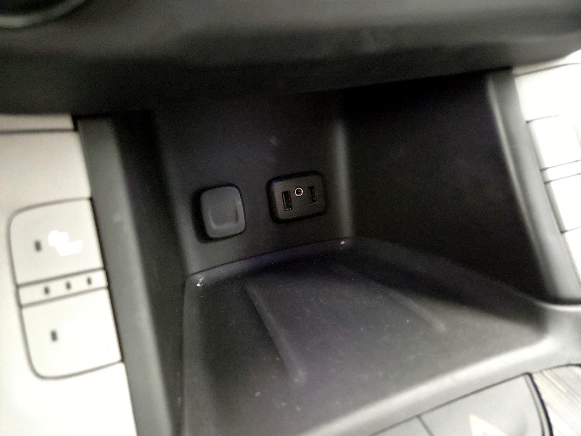 Thumbnail: 2018 GMC Acadia - 19