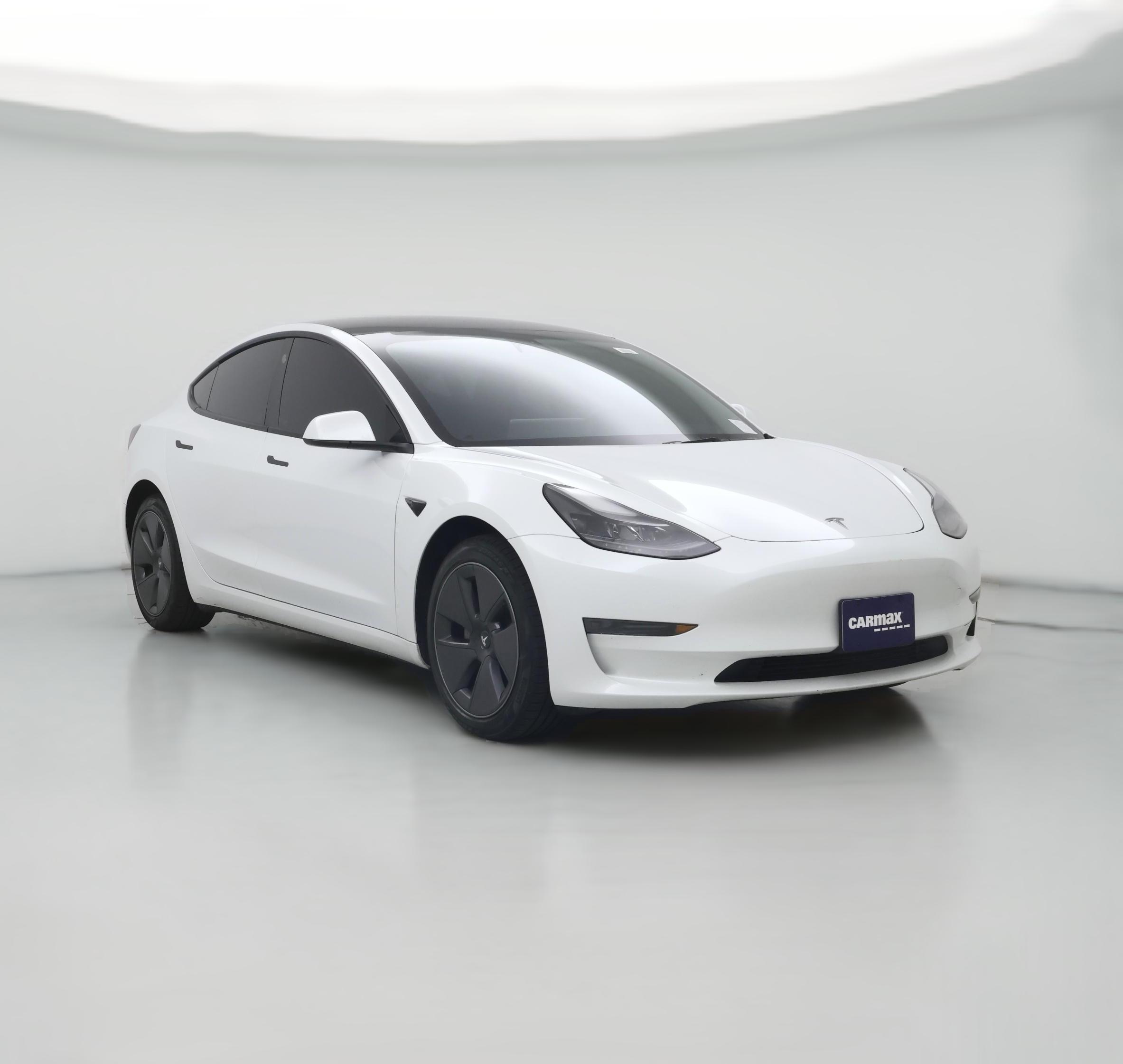 Thumbnail: 2023 Tesla Model 3 - 1