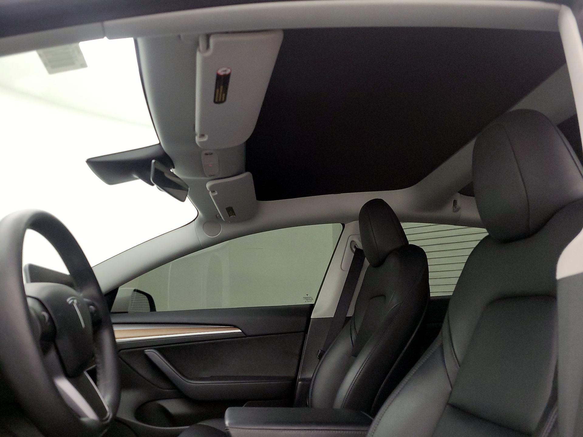 Thumbnail: 2023 Tesla Model 3 - 20