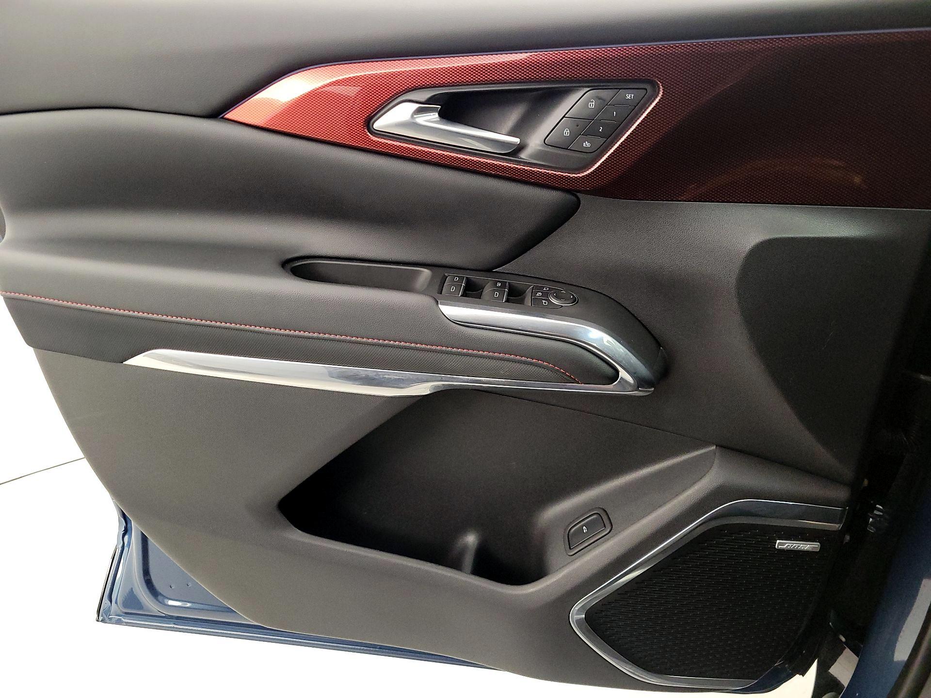 Thumbnail: 2025 Chevrolet Traverse - 12