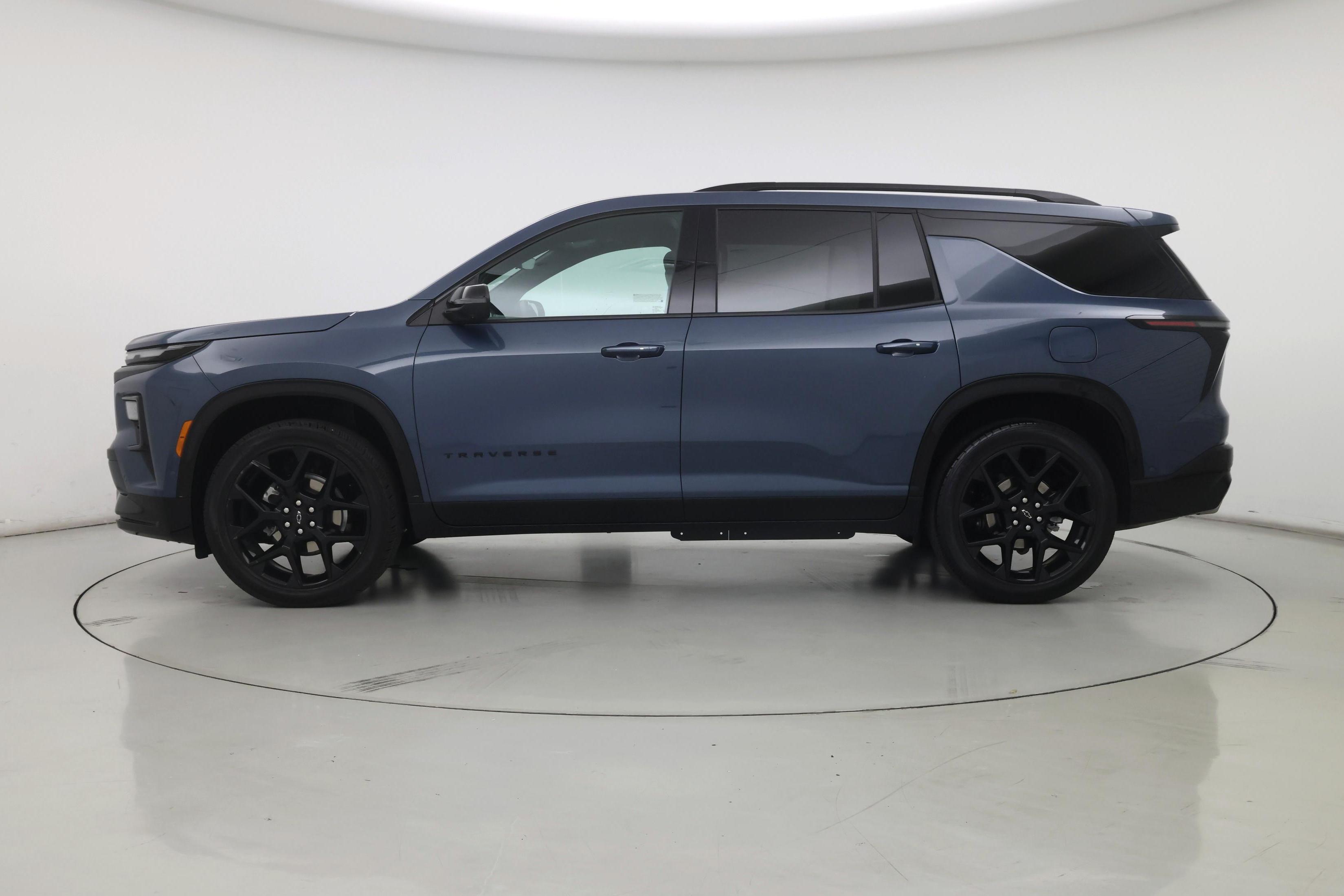 Thumbnail: 2025 Chevrolet Traverse - 3