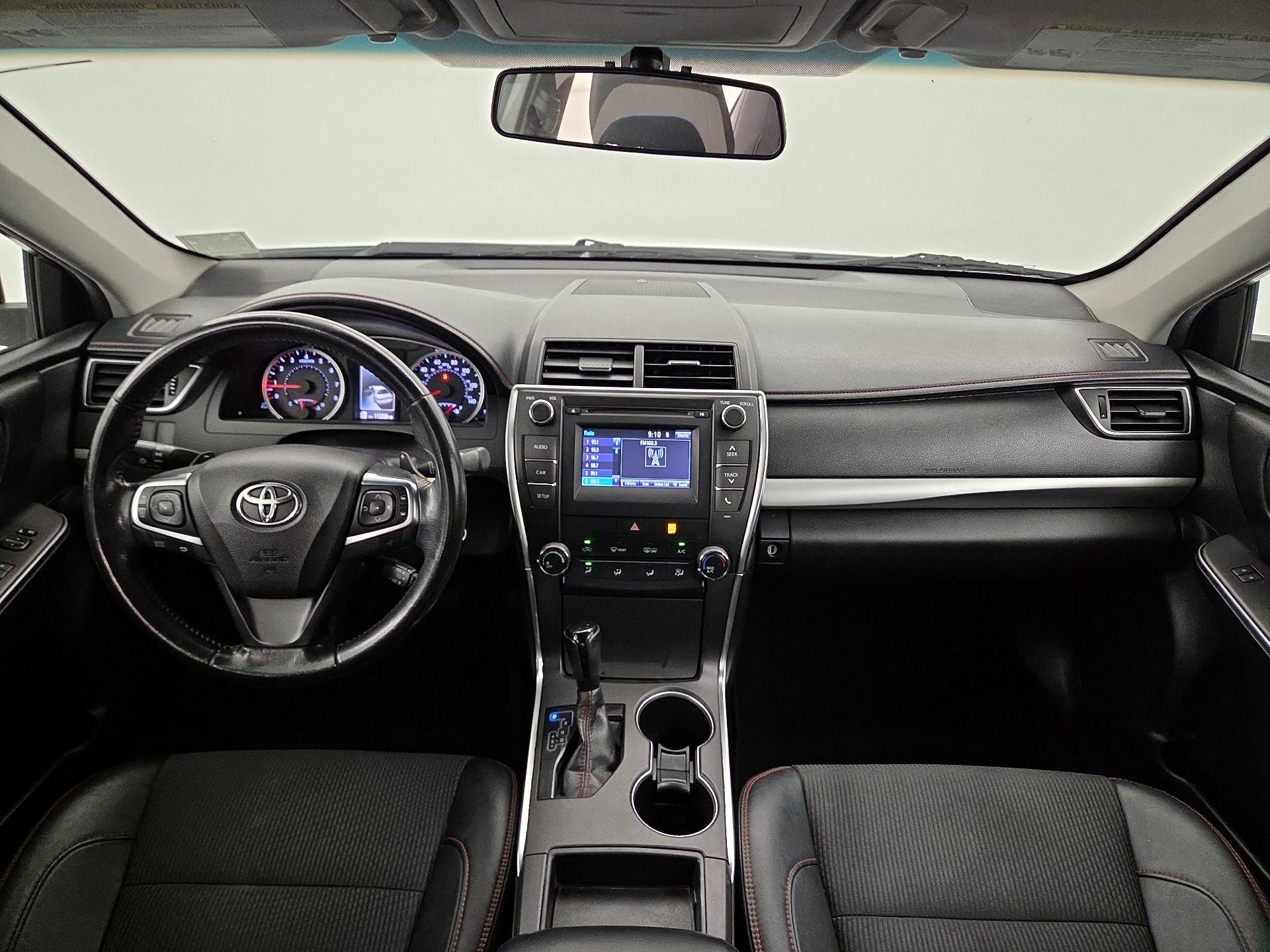 Thumbnail: 2016 Toyota Camry - 9