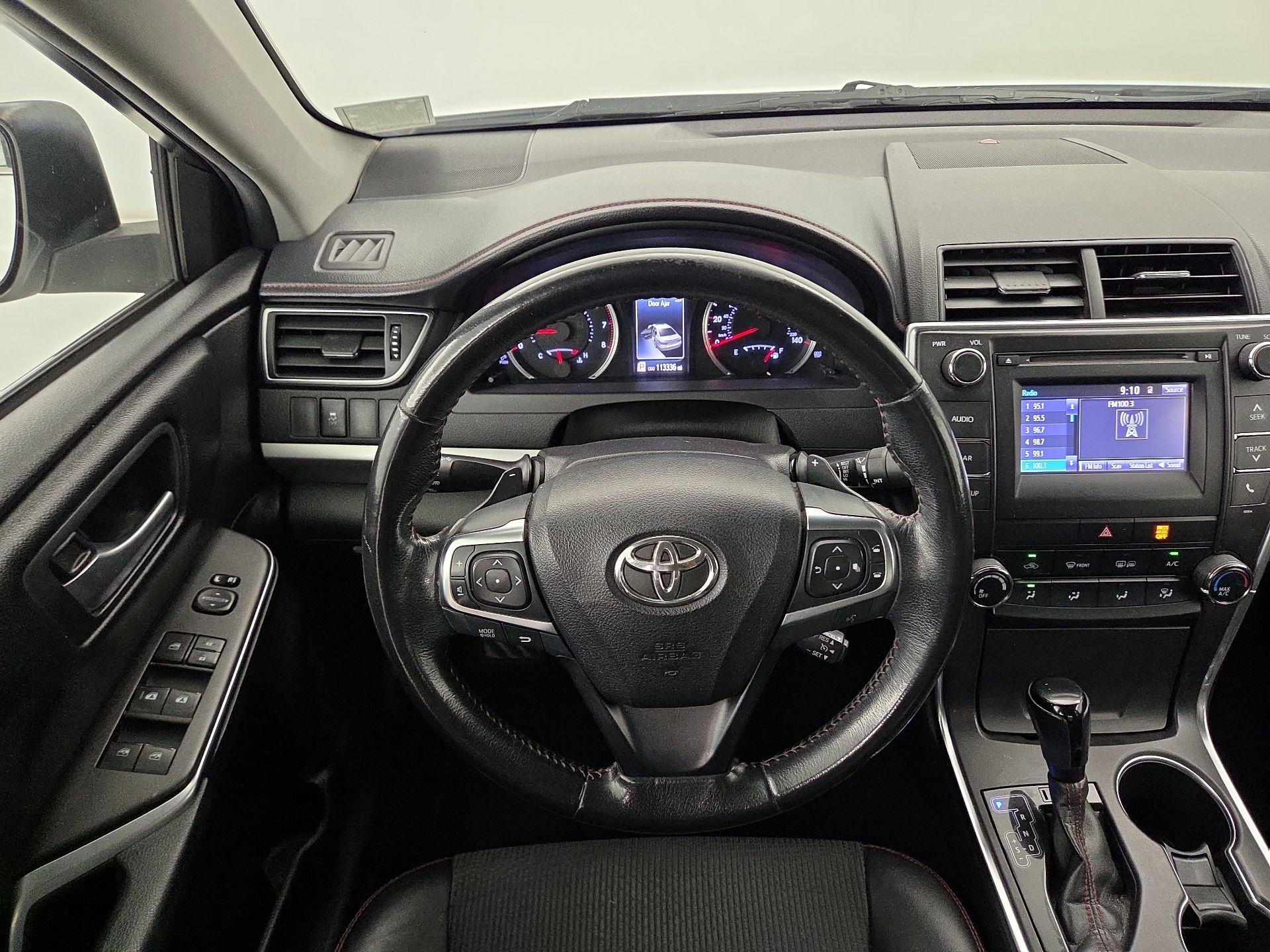 Thumbnail: 2016 Toyota Camry - 10