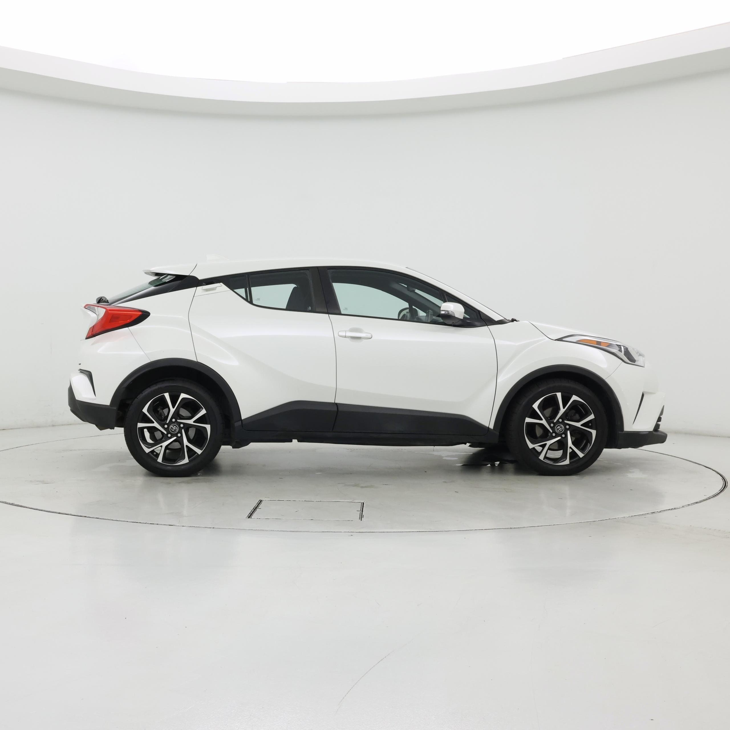Thumbnail: 2019 Toyota C-HR - 7