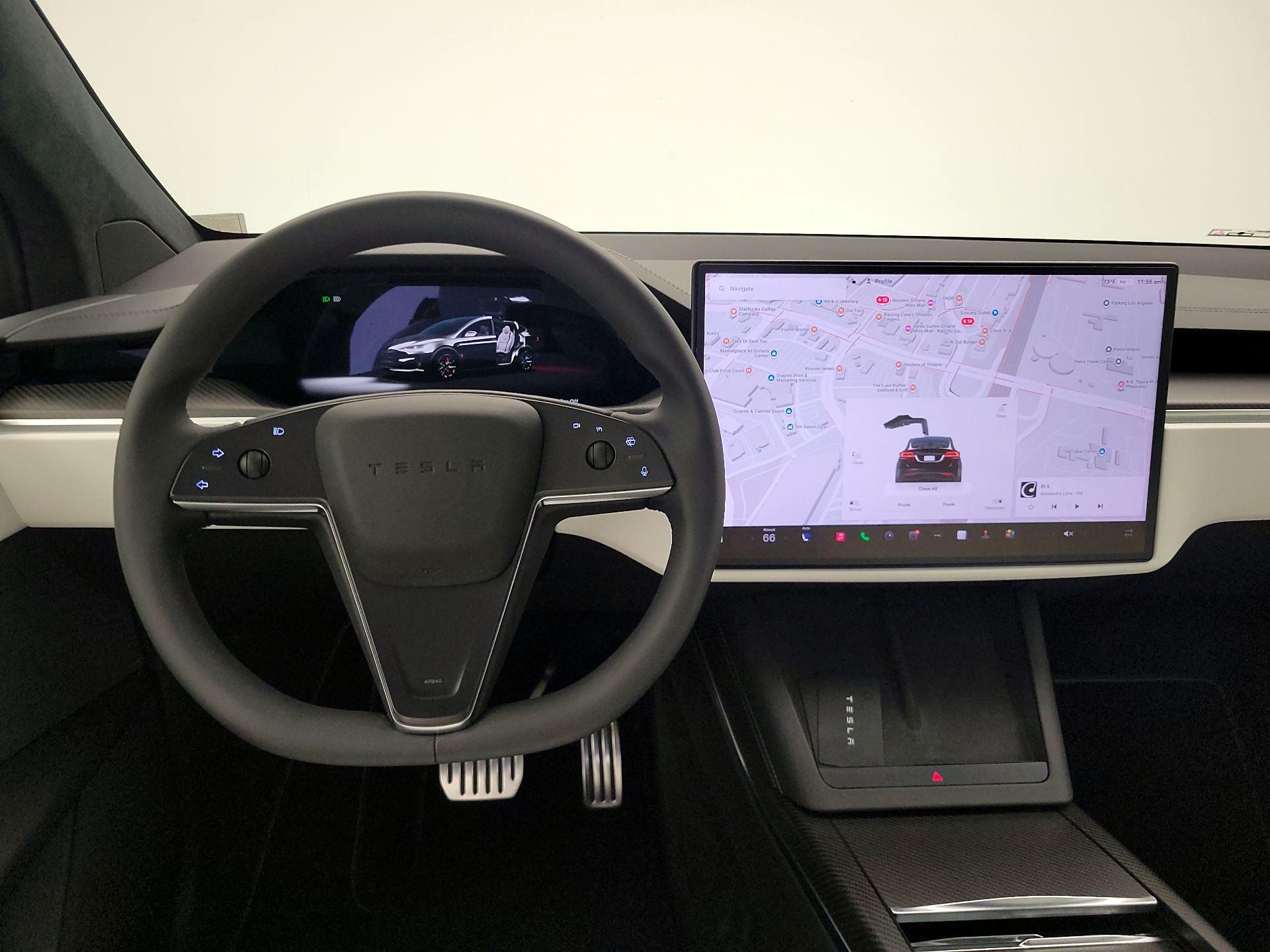 Thumbnail: 2023 Tesla Model X - 10