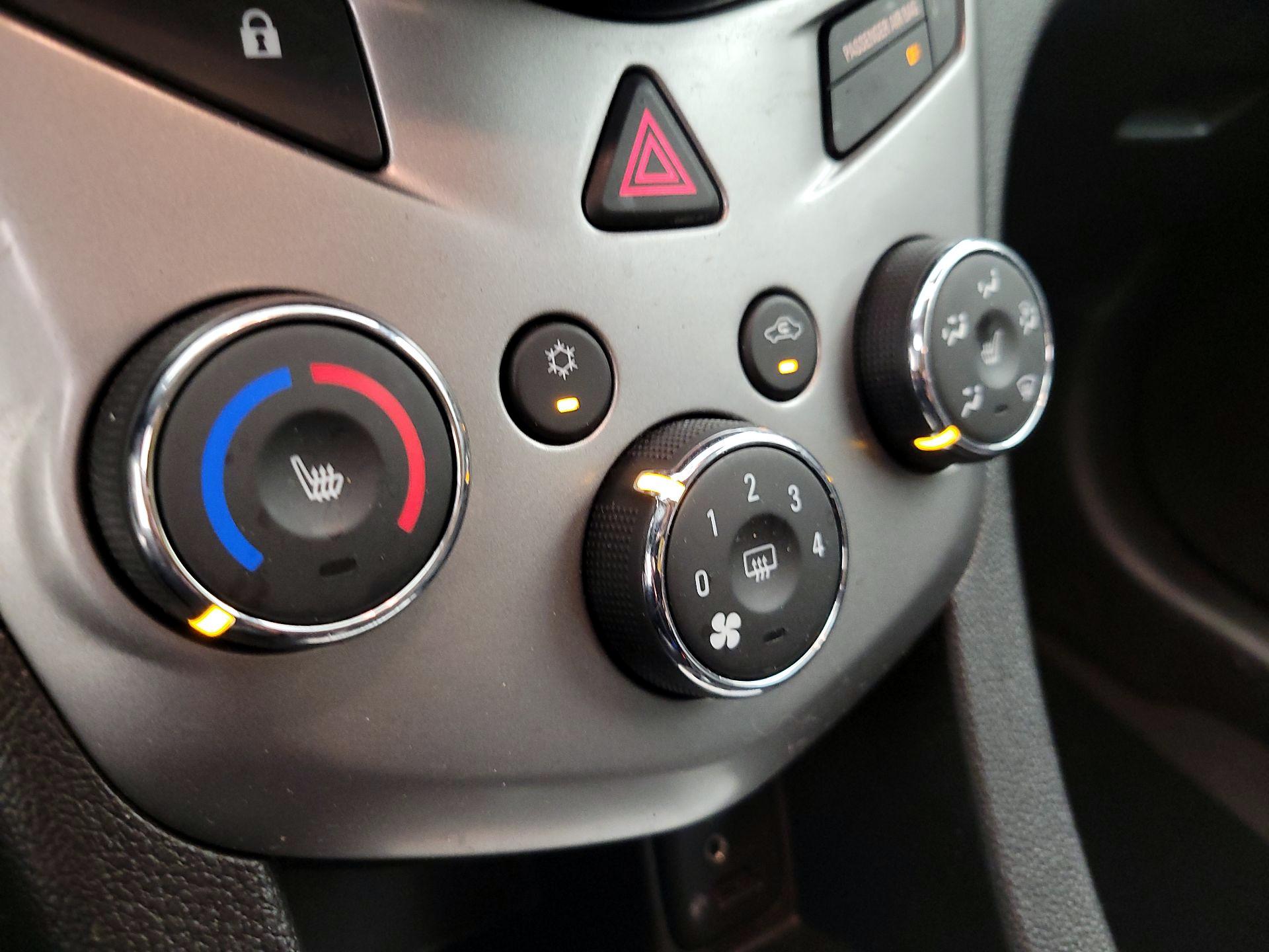 Thumbnail: 2019 Chevrolet Sonic - 16