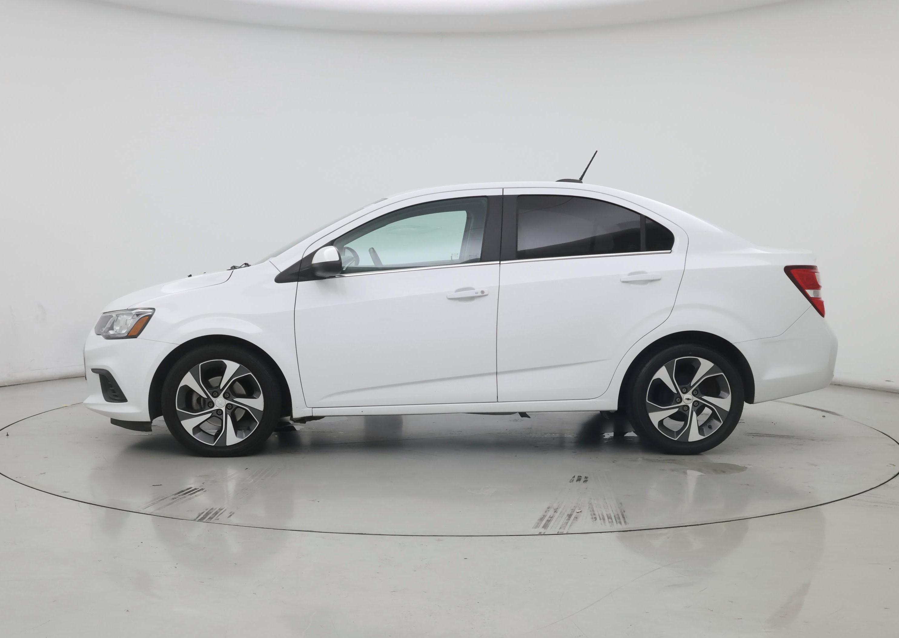 Thumbnail: 2019 Chevrolet Sonic - 3
