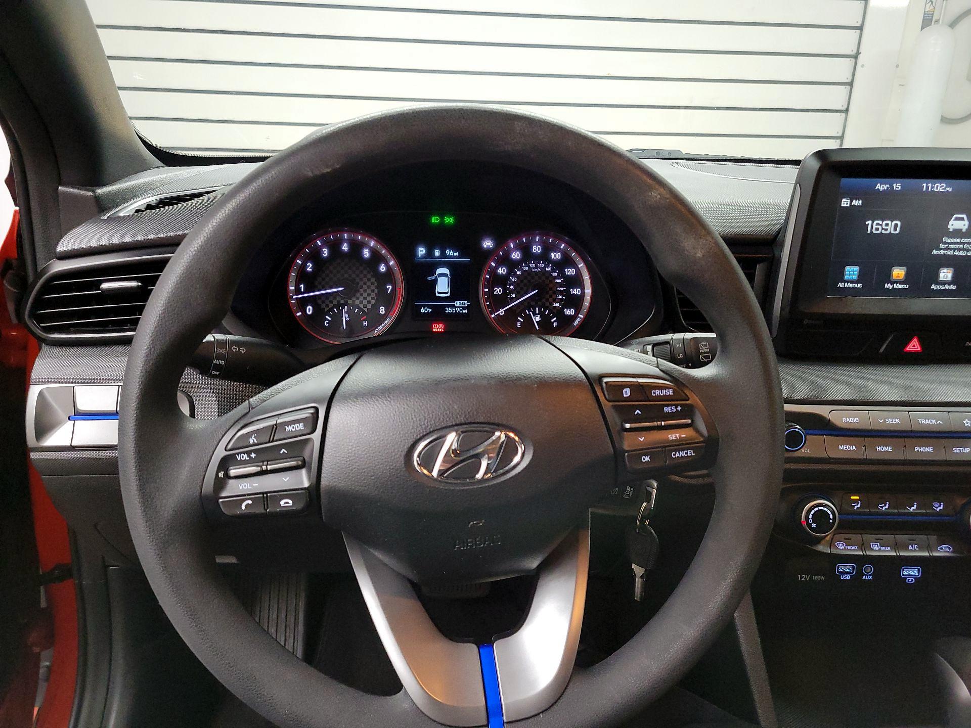 Thumbnail: 2020 Hyundai Veloster - 10