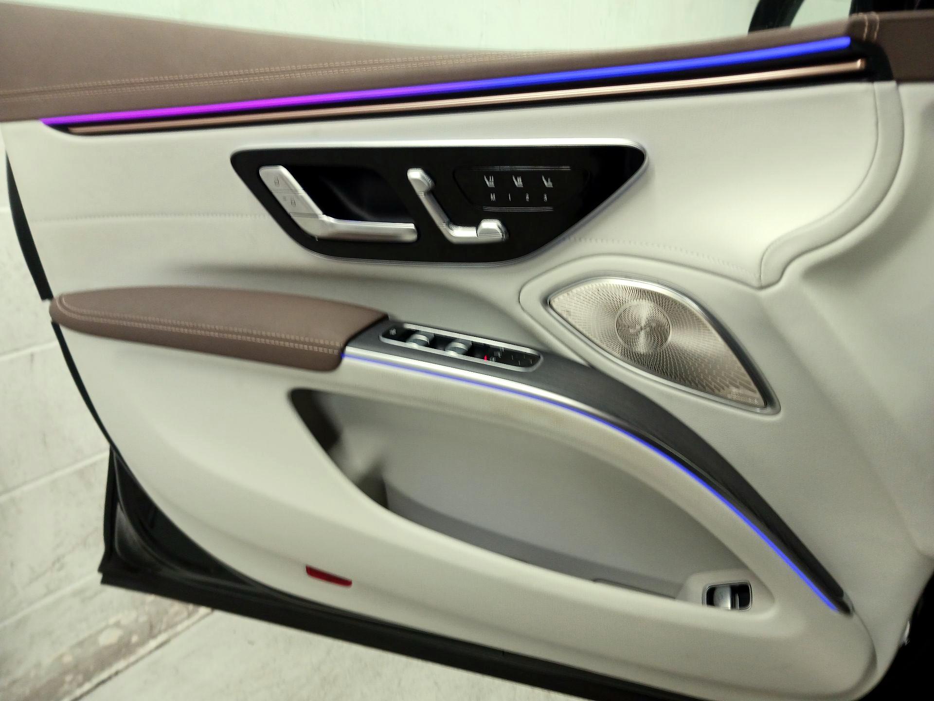 Thumbnail: 2023 Mercedes-Benz EQS - 12