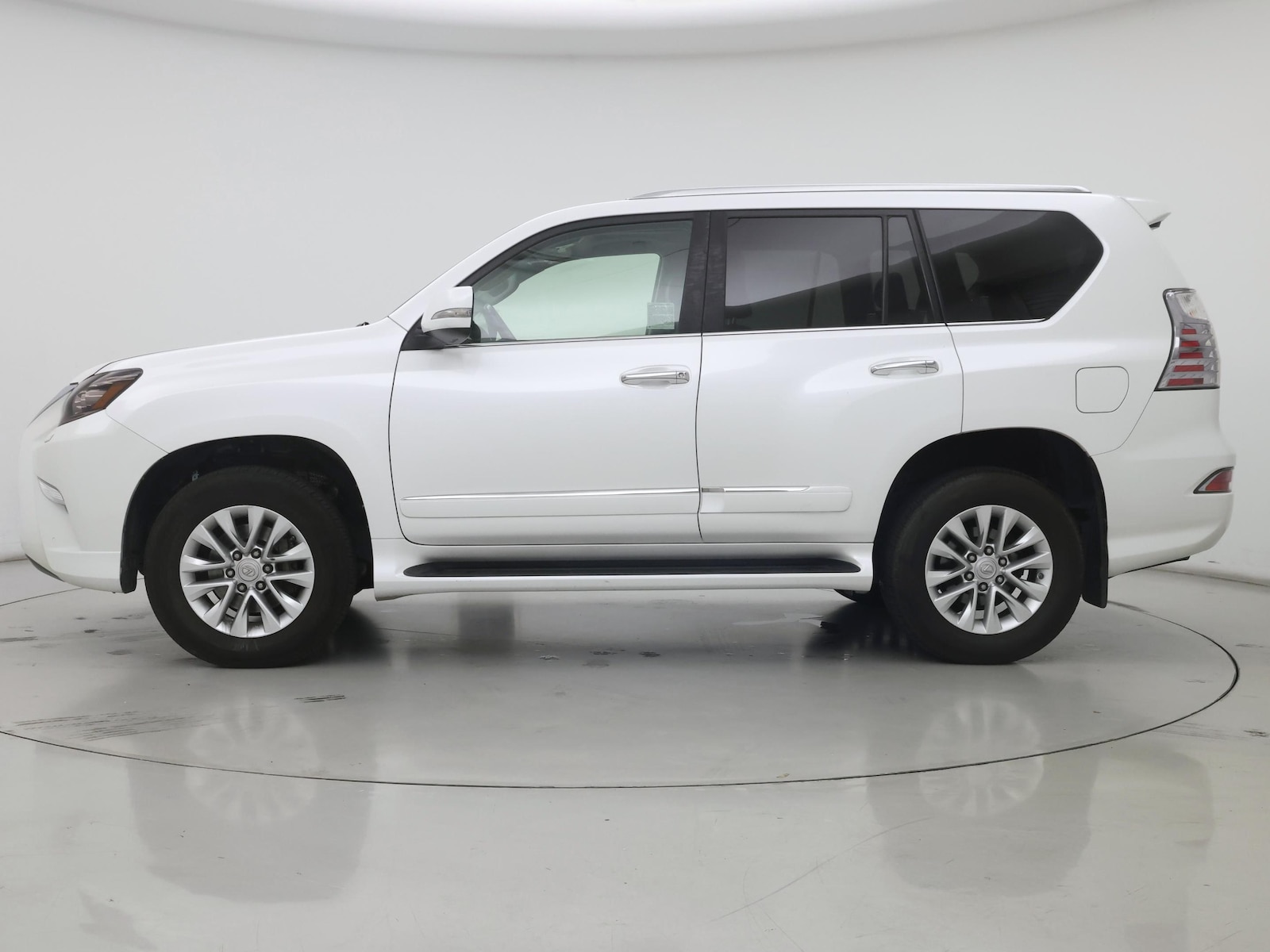 2017 Lexus GX Base - Photo 4