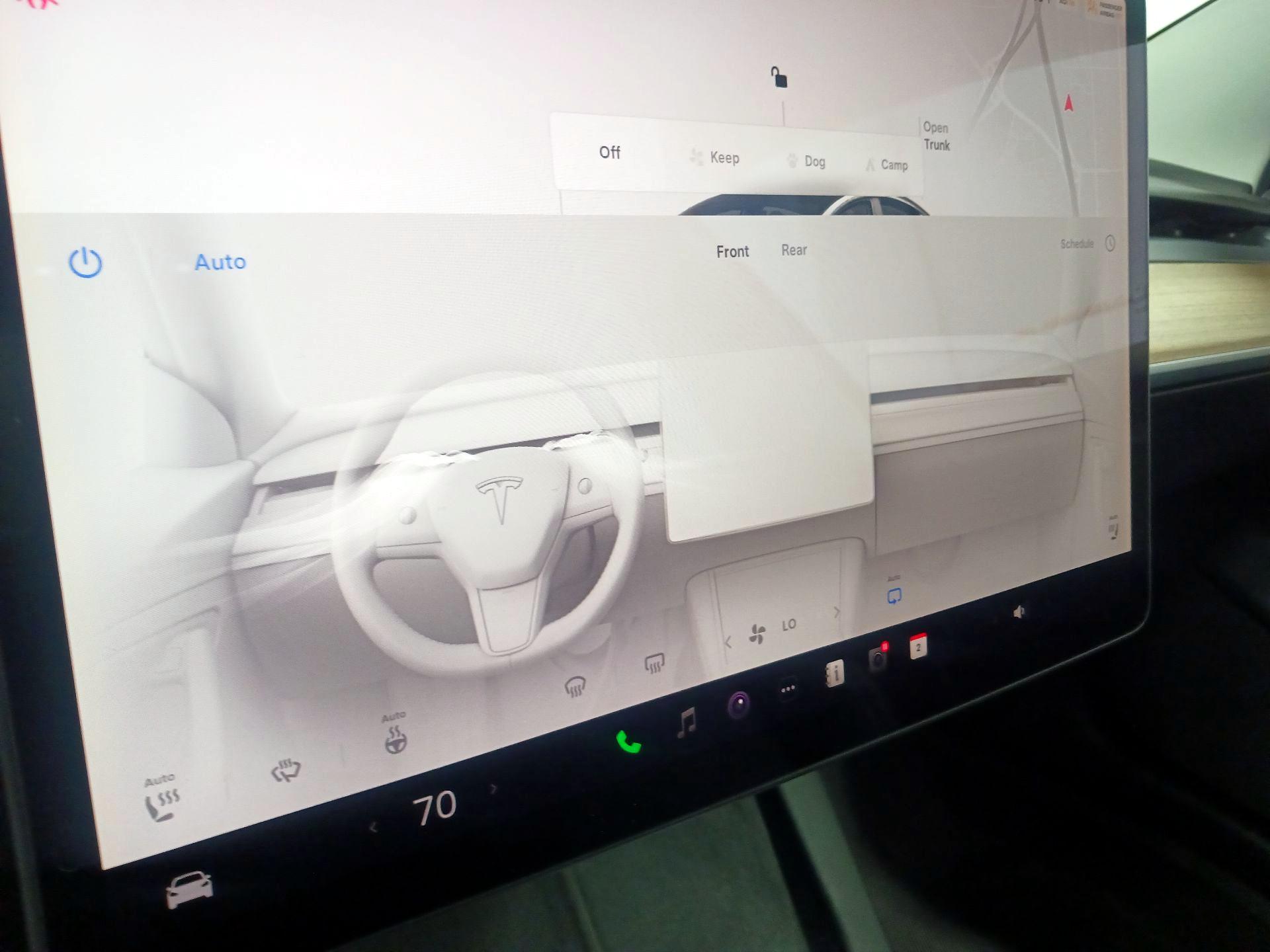 Thumbnail: 2022 Tesla Model 3 - 15