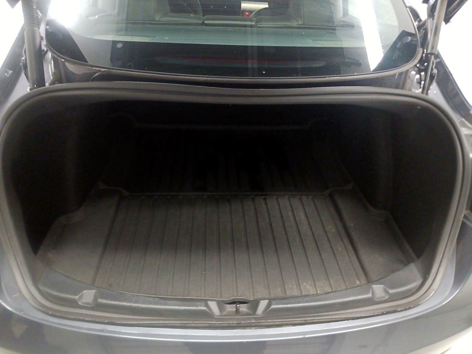 2022 Tesla Model 3 Long Range - Photo 10