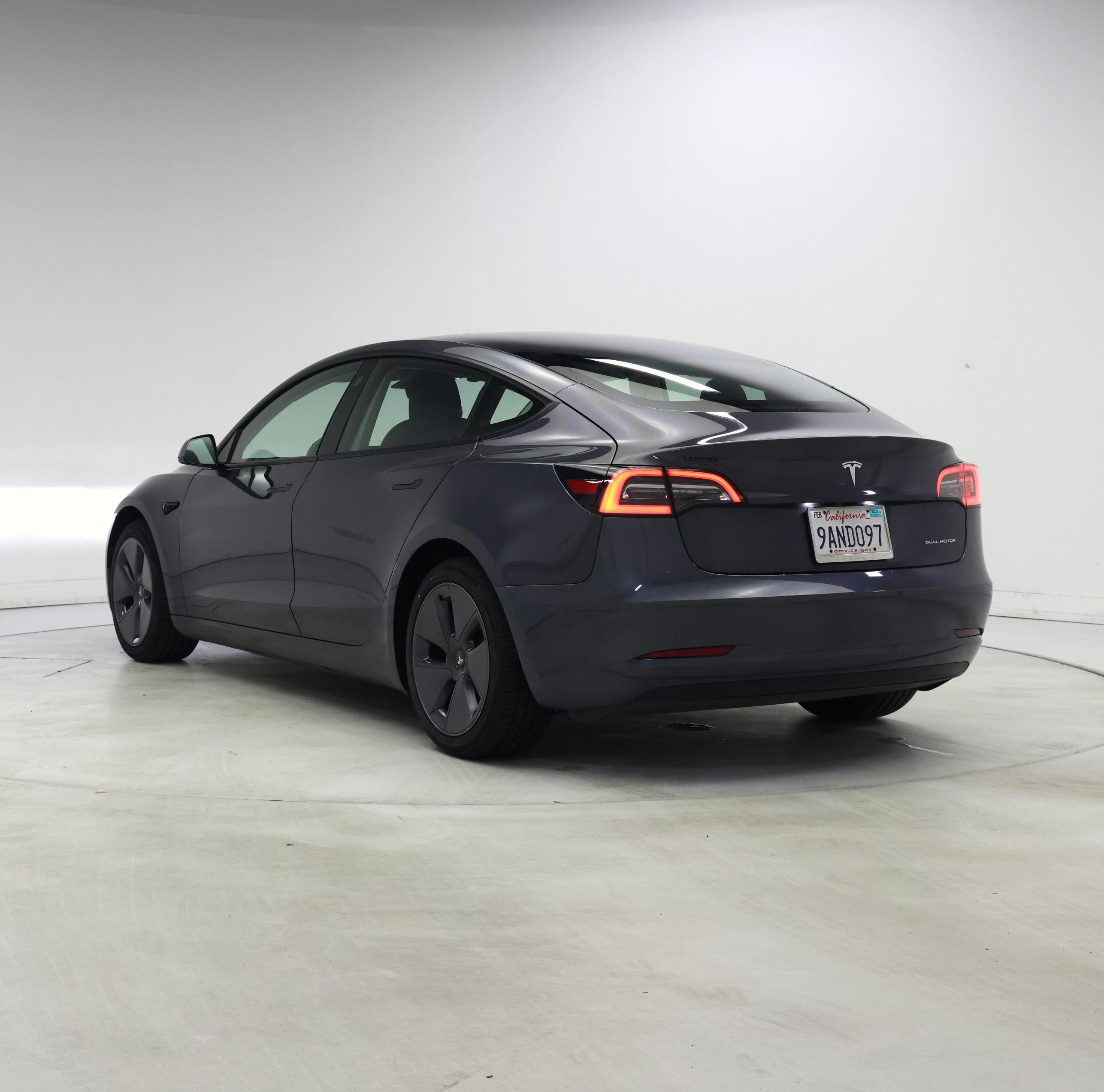 Thumbnail: 2022 Tesla Model 3 - 2