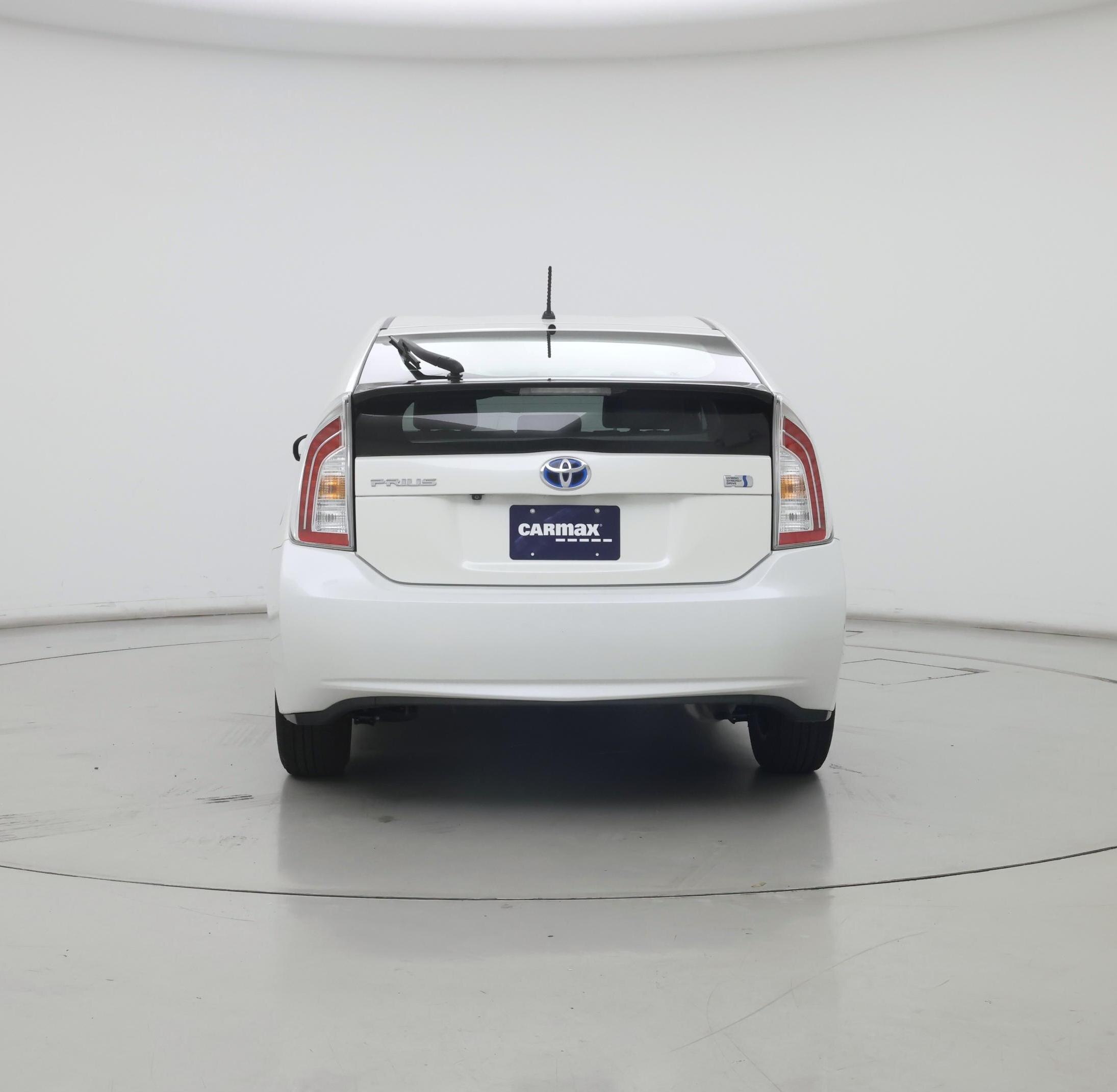 Thumbnail: 2015 Toyota Prius - 6